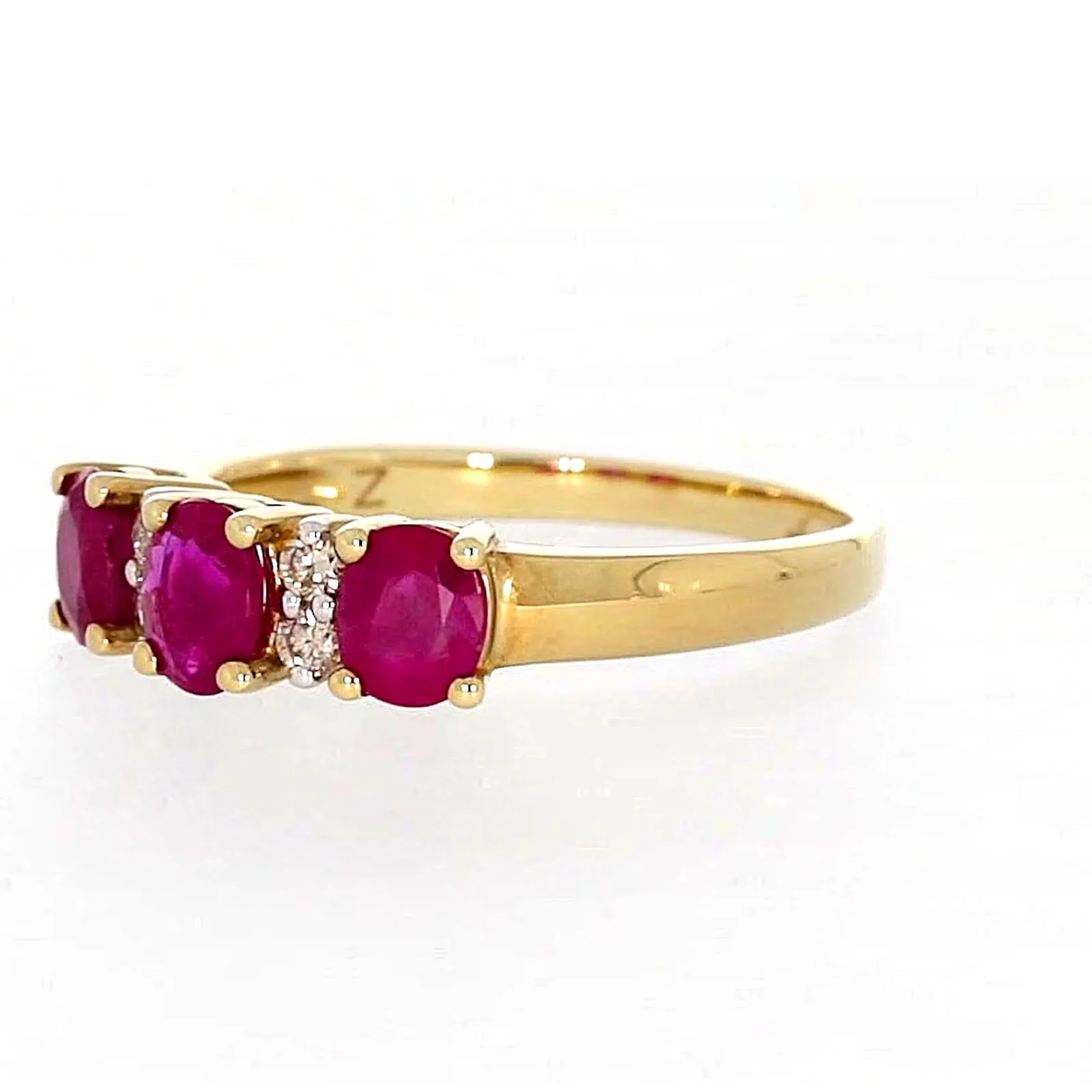 9ct Yellow Gold Oval Natural Ruby with 0.10 CARAT tw of Diamonds Ring - Image 10
