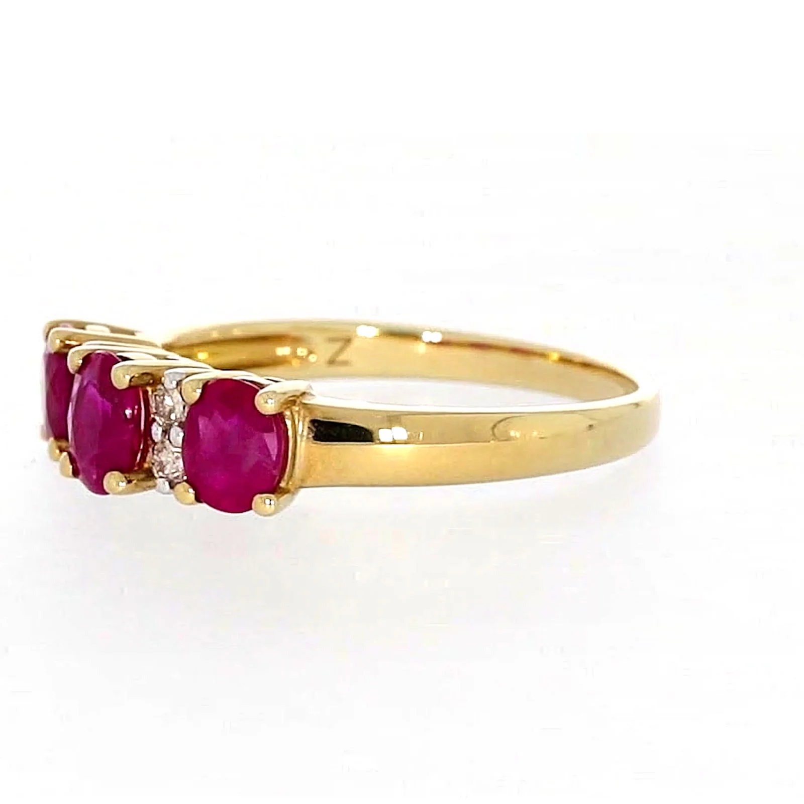 9ct Yellow Gold Oval Natural Ruby with 0.10 CARAT tw of Diamonds Ring - Image 13