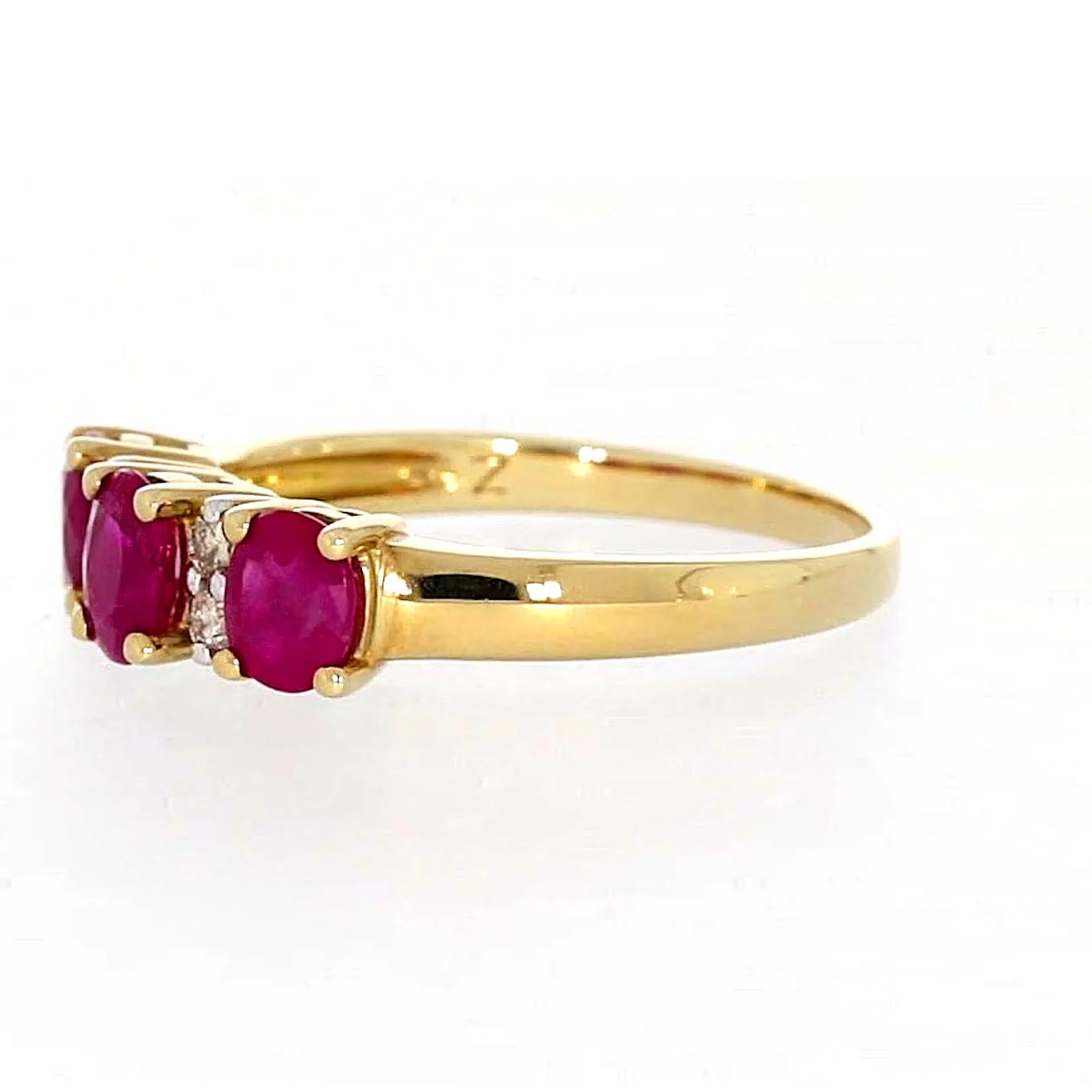 9ct Yellow Gold Oval Natural Ruby with 0.10 CARAT tw of Diamonds Ring - Image 14