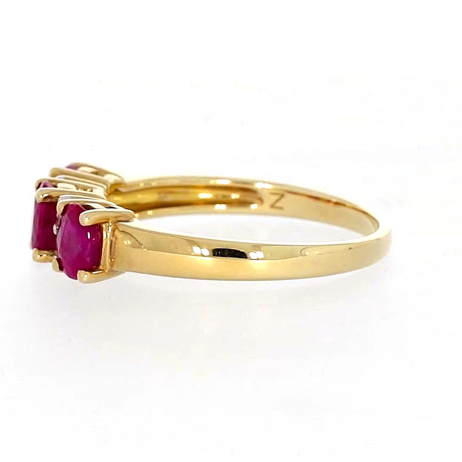 9ct Yellow Gold Oval Natural Ruby with 0.10 CARAT tw of Diamonds Ring - Image 19