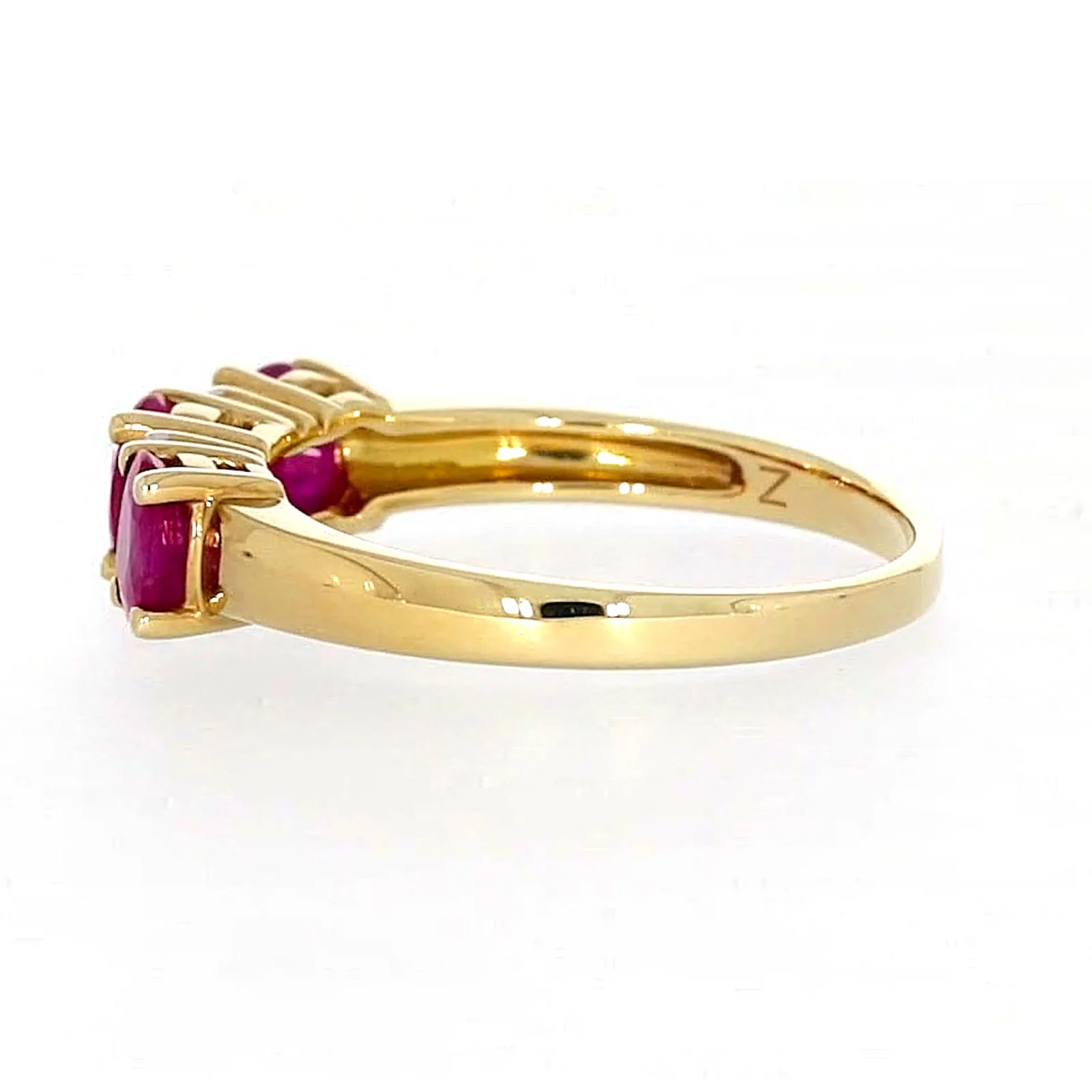 9ct Yellow Gold Oval Natural Ruby with 0.10 CARAT tw of Diamonds Ring - Image 23