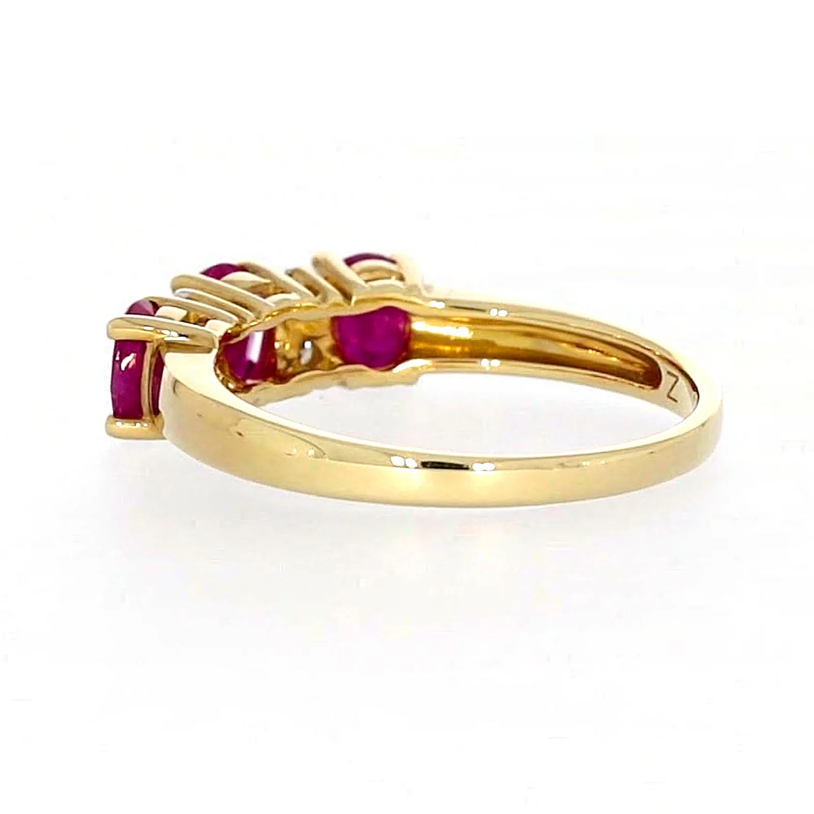 9ct Yellow Gold Oval Natural Ruby with 0.10 CARAT tw of Diamonds Ring - Image 29