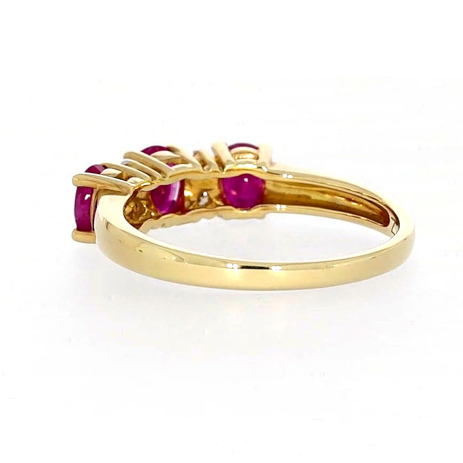 9ct Yellow Gold Oval Natural Ruby with 0.10 CARAT tw of Diamonds Ring - Image 31
