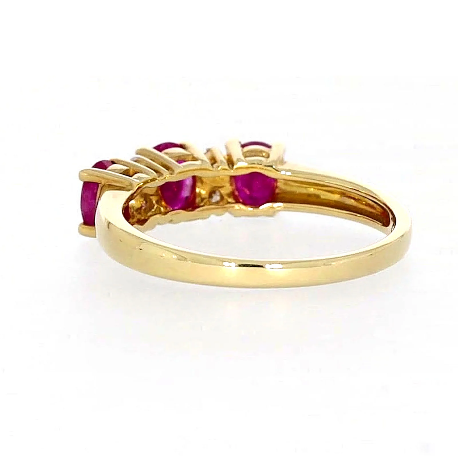 9ct Yellow Gold Oval Natural Ruby with 0.10 CARAT tw of Diamonds Ring - Image 32