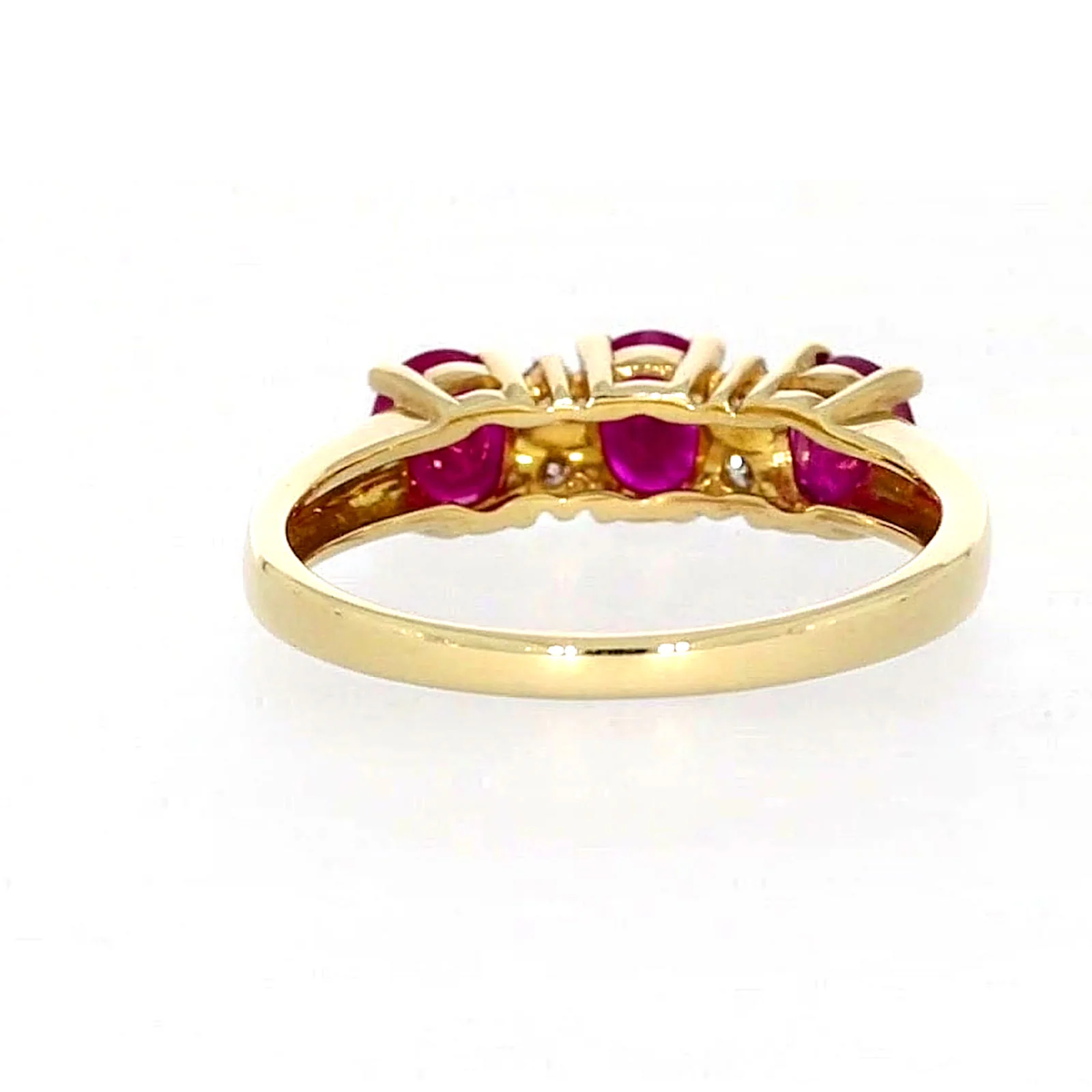 9ct Yellow Gold Oval Natural Ruby with 0.10 CARAT tw of Diamonds Ring - Image 39