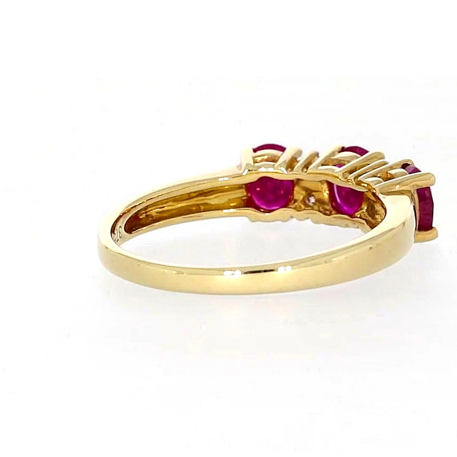 9ct Yellow Gold Oval Natural Ruby with 0.10 CARAT tw of Diamonds Ring - Image 45