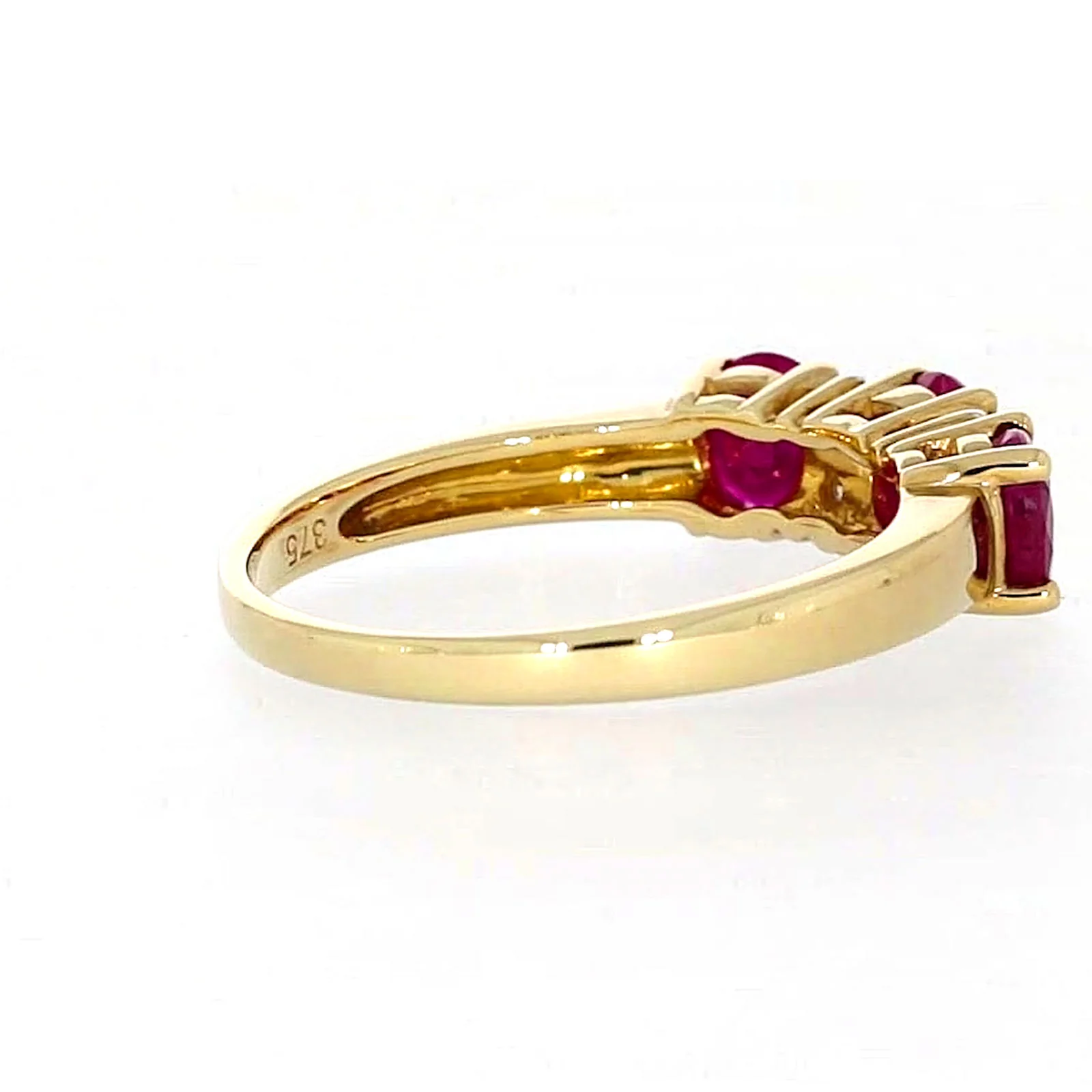 9ct Yellow Gold Oval Natural Ruby with 0.10 CARAT tw of Diamonds Ring - Image 49
