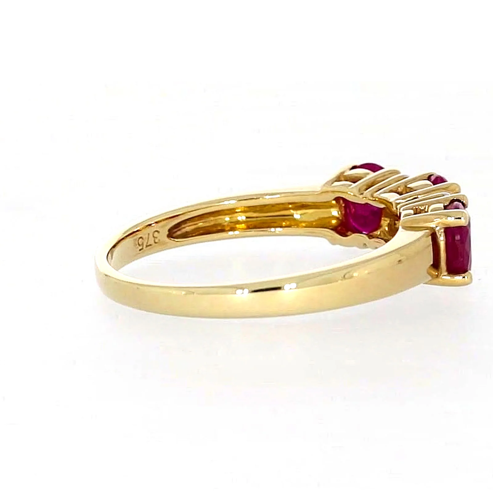 9ct Yellow Gold Oval Natural Ruby with 0.10 CARAT tw of Diamonds Ring - Image 51