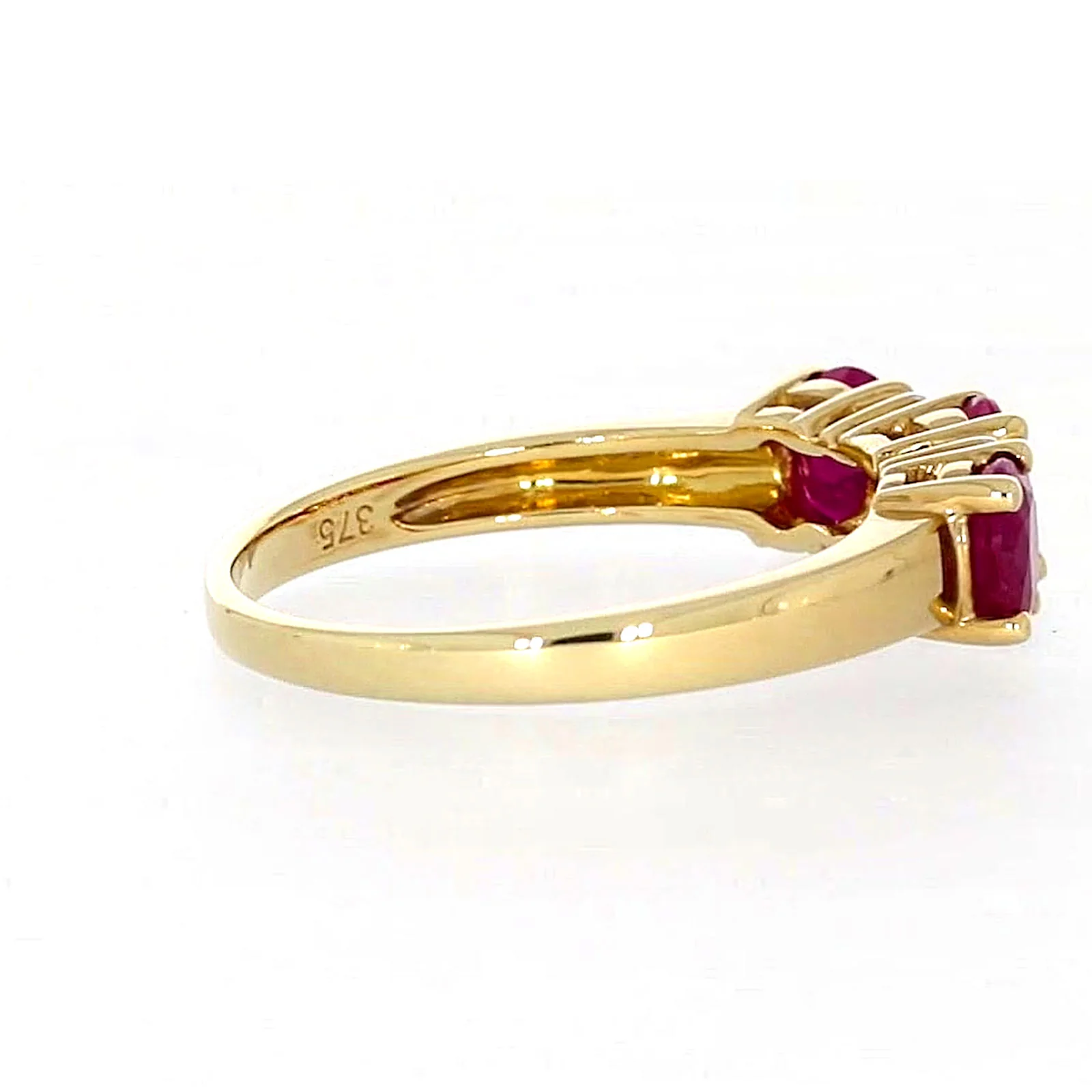9ct Yellow Gold Oval Natural Ruby with 0.10 CARAT tw of Diamonds Ring - Image 52