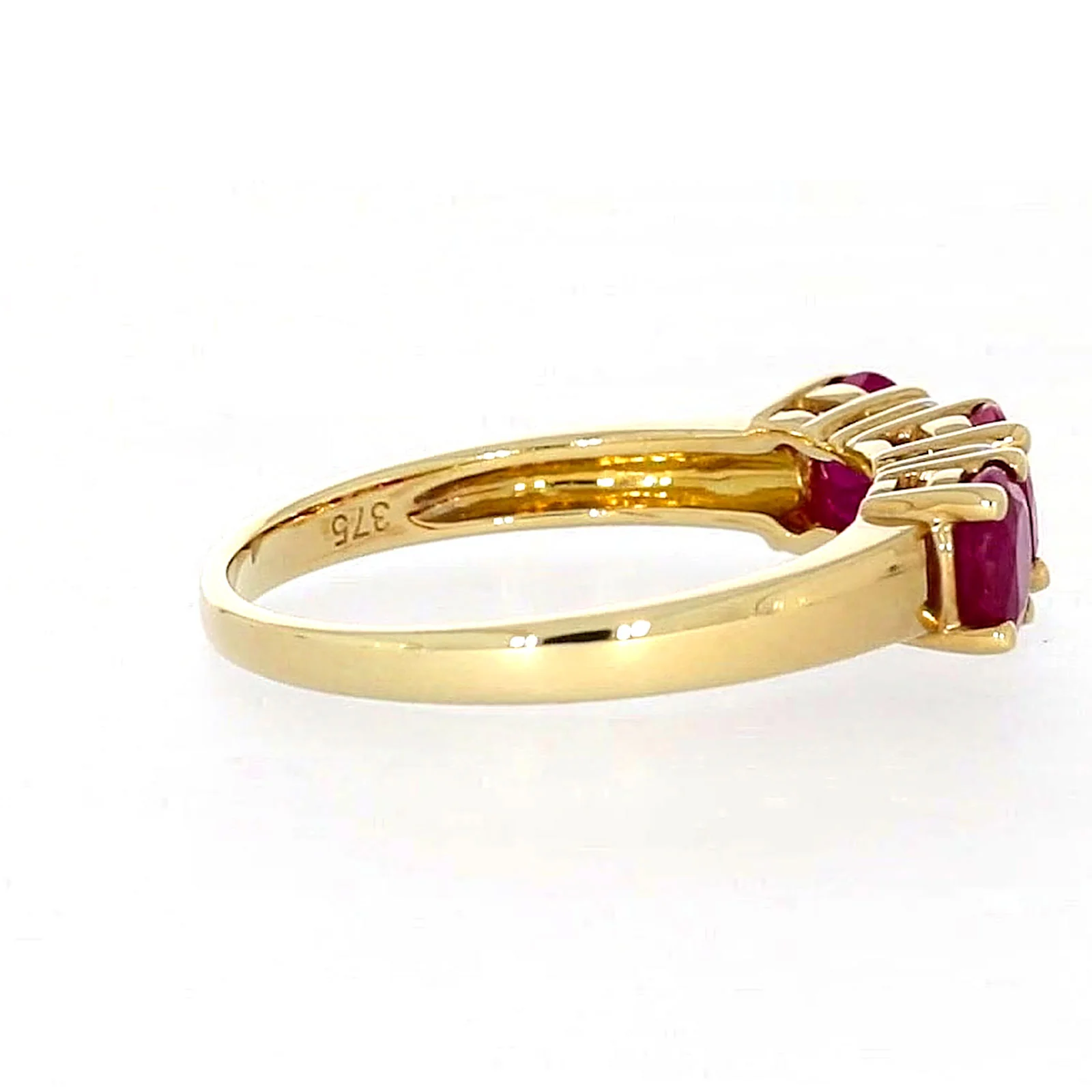9ct Yellow Gold Oval Natural Ruby with 0.10 CARAT tw of Diamonds Ring - Image 53