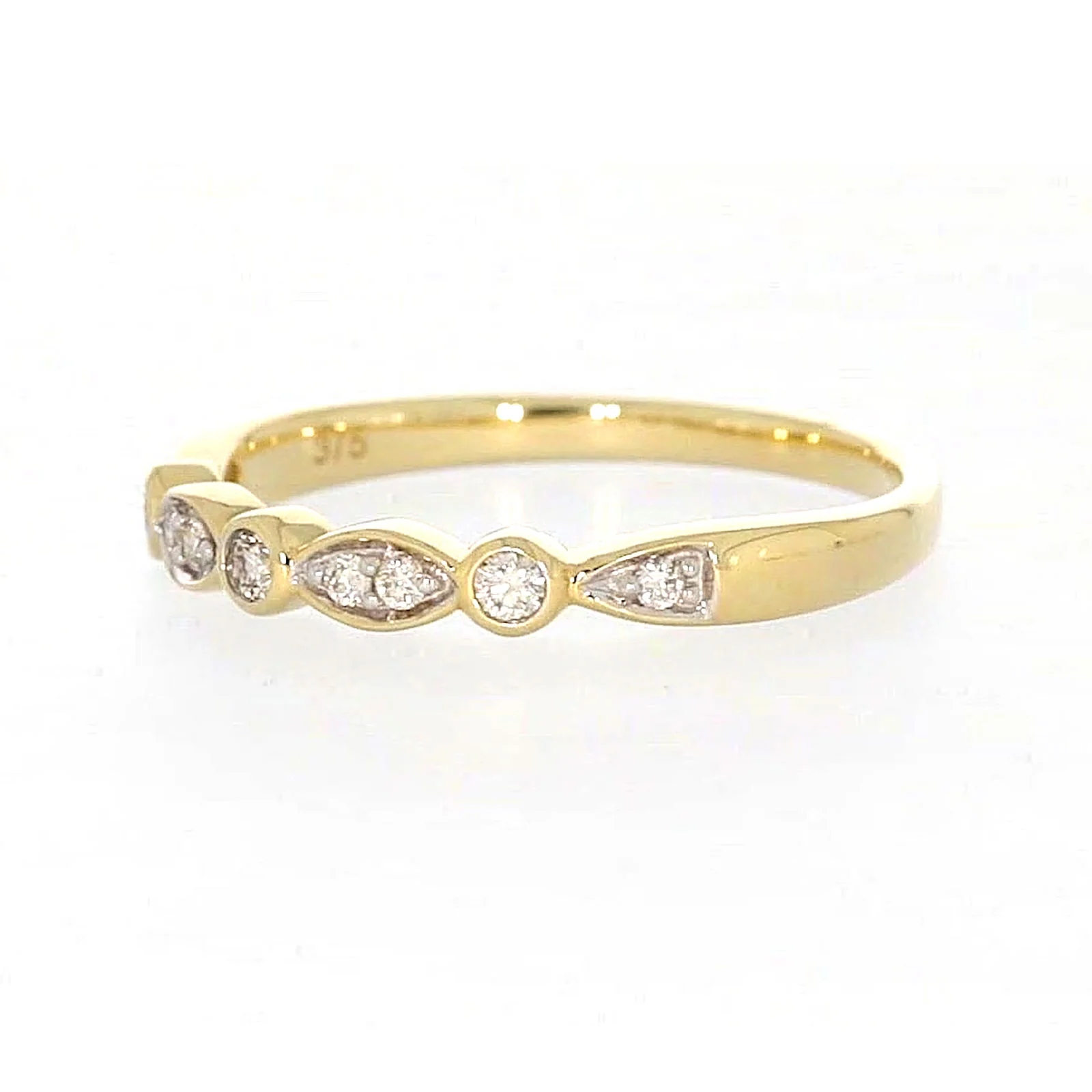 9ct Yellow Gold Round Brilliant Cut with 0.15 CARAT tw of Diamonds Ring - Image 11