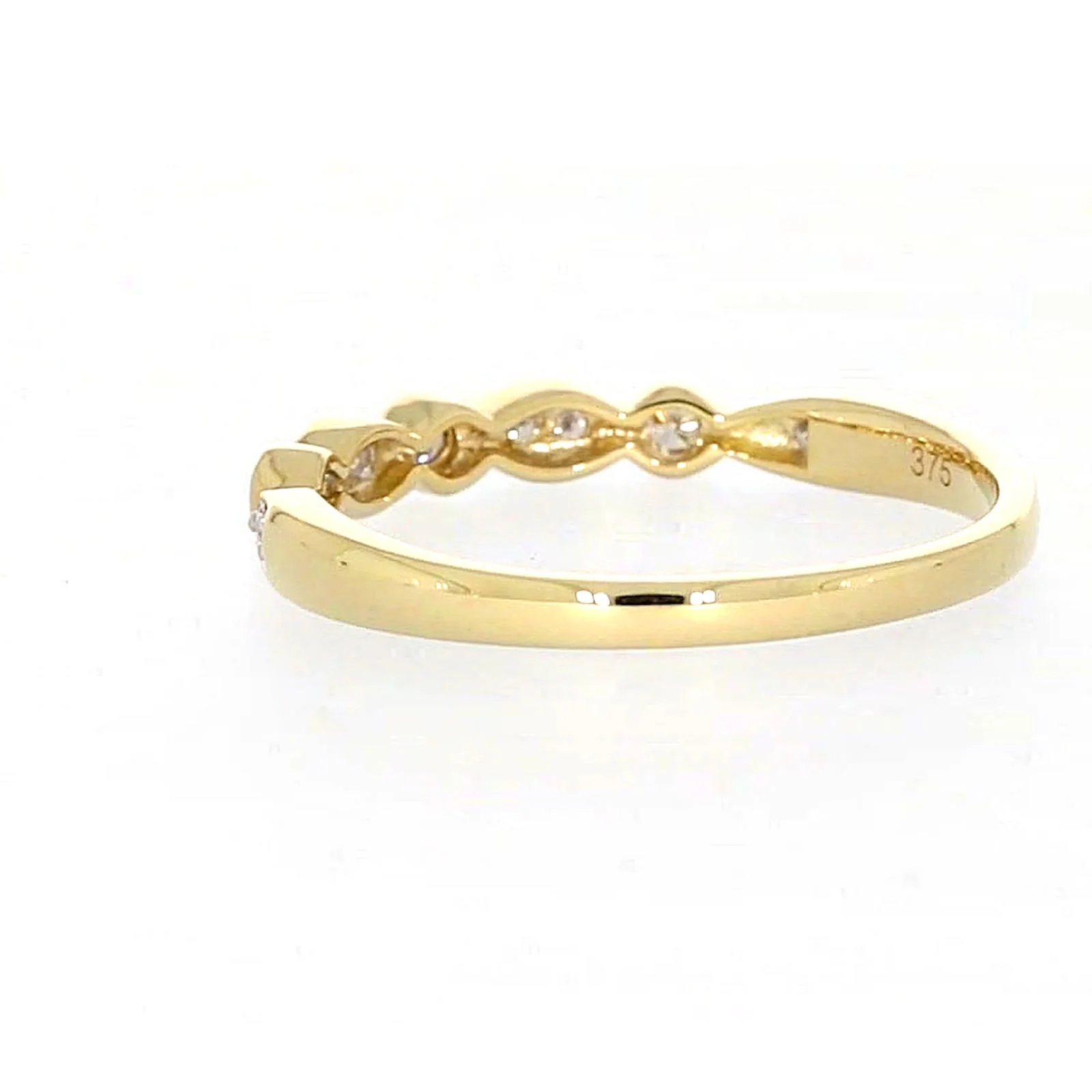 9ct Yellow Gold Round Brilliant Cut with 0.15 CARAT tw of Diamonds Ring - Image 31