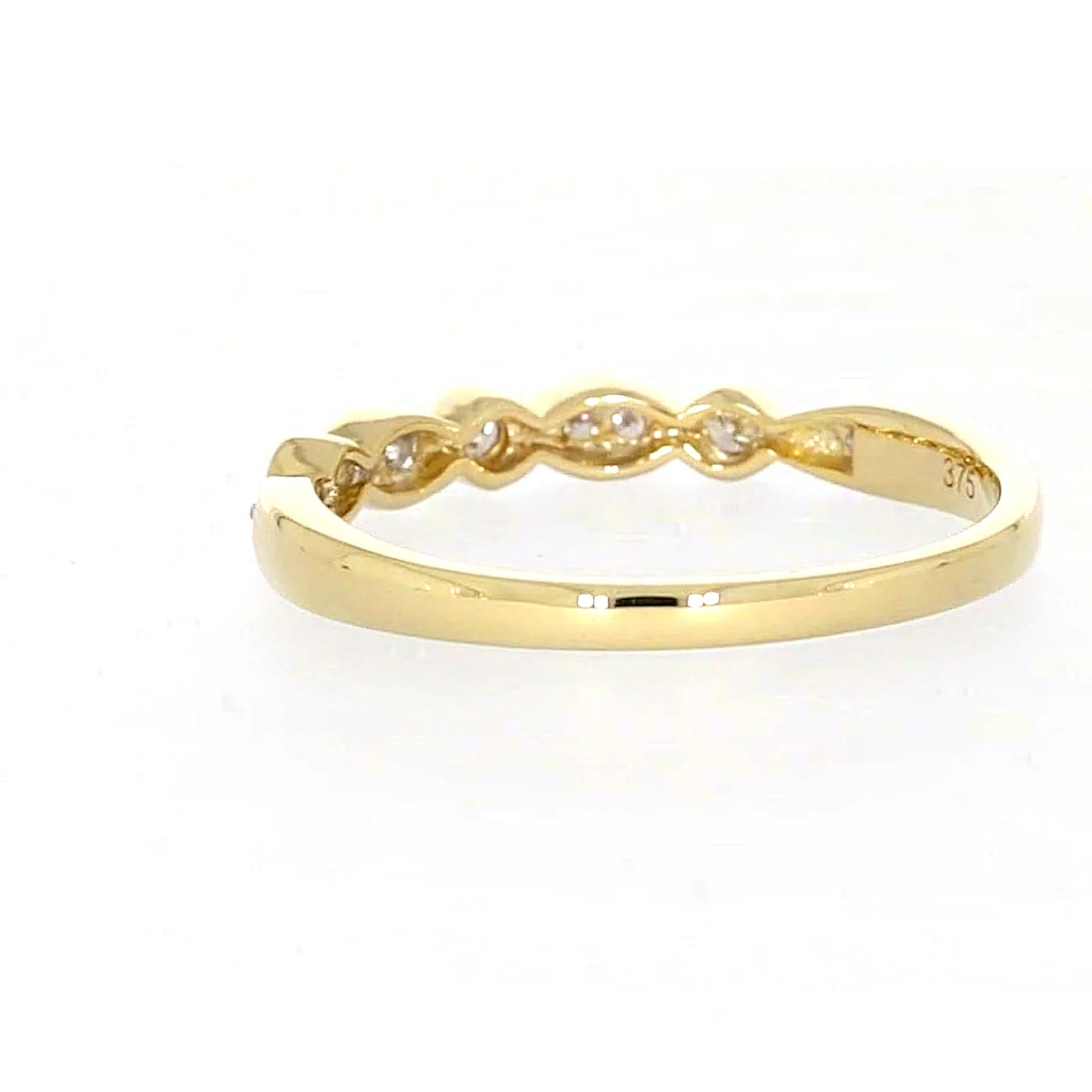 9ct Yellow Gold Round Brilliant Cut with 0.15 CARAT tw of Diamonds Ring - Image 33