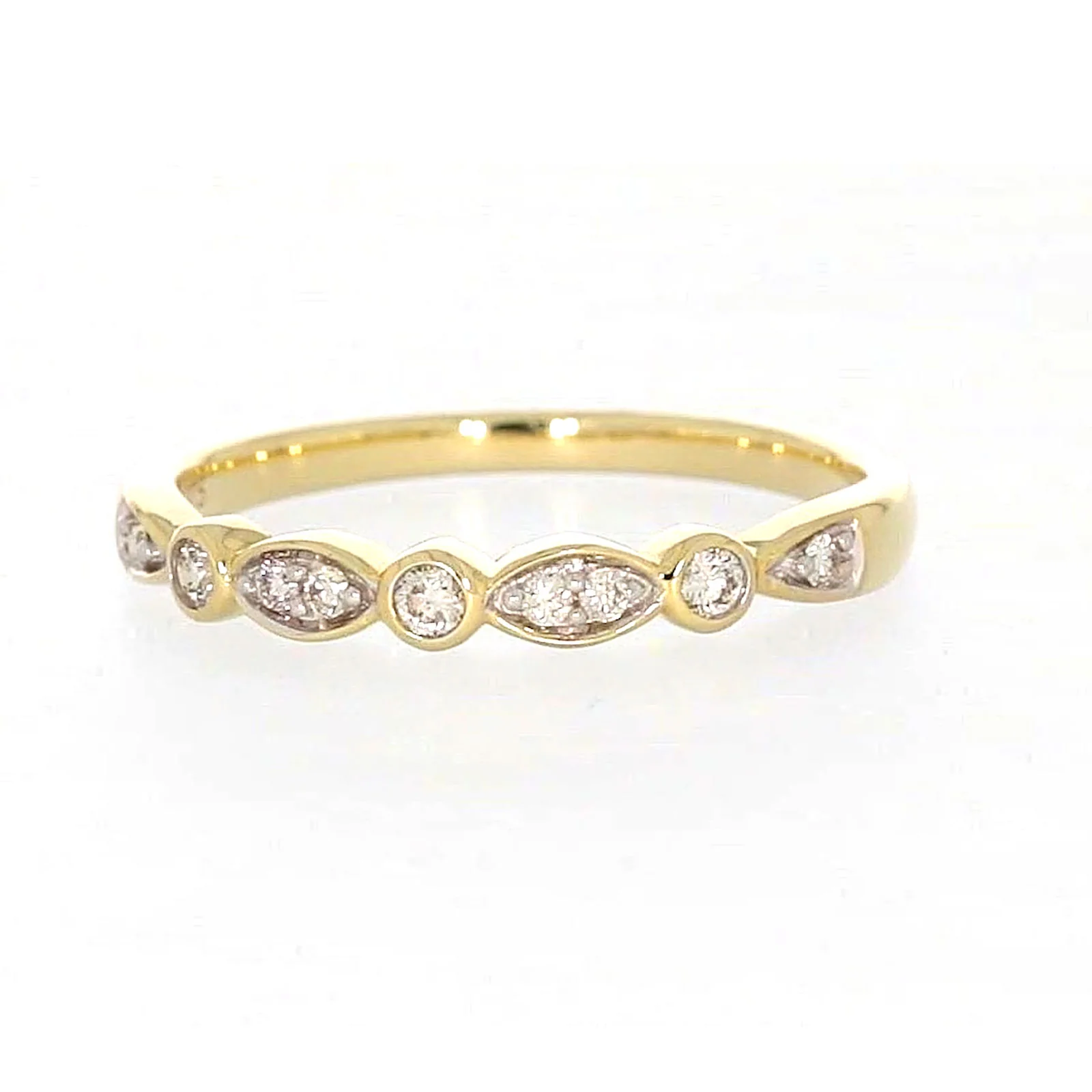 9ct Yellow Gold Round Brilliant Cut with 0.15 CARAT tw of Diamonds Ring - Image 4