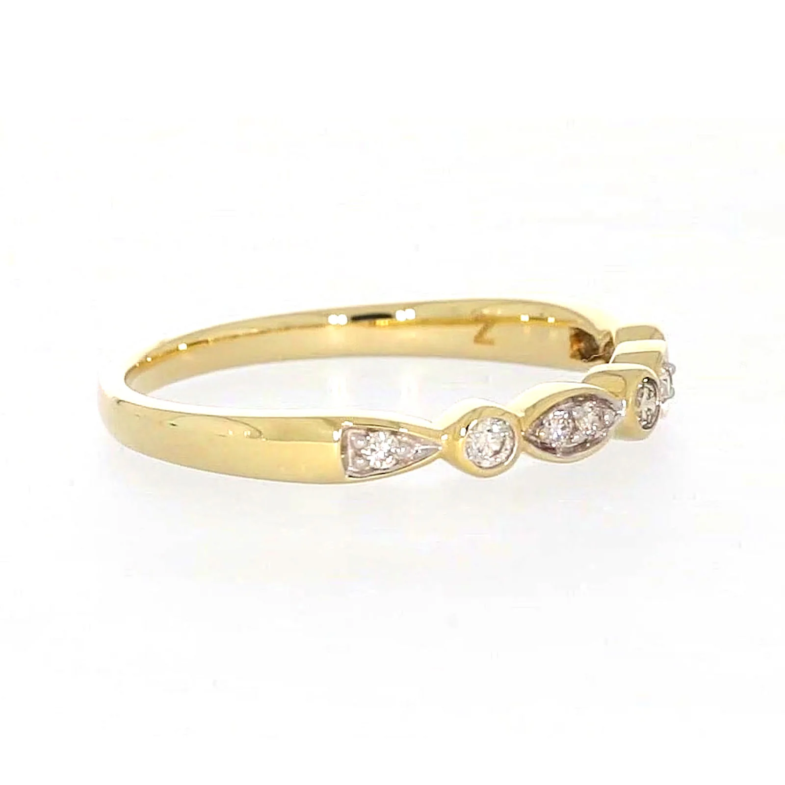 9ct Yellow Gold Round Brilliant Cut with 0.15 CARAT tw of Diamonds Ring - Image 63