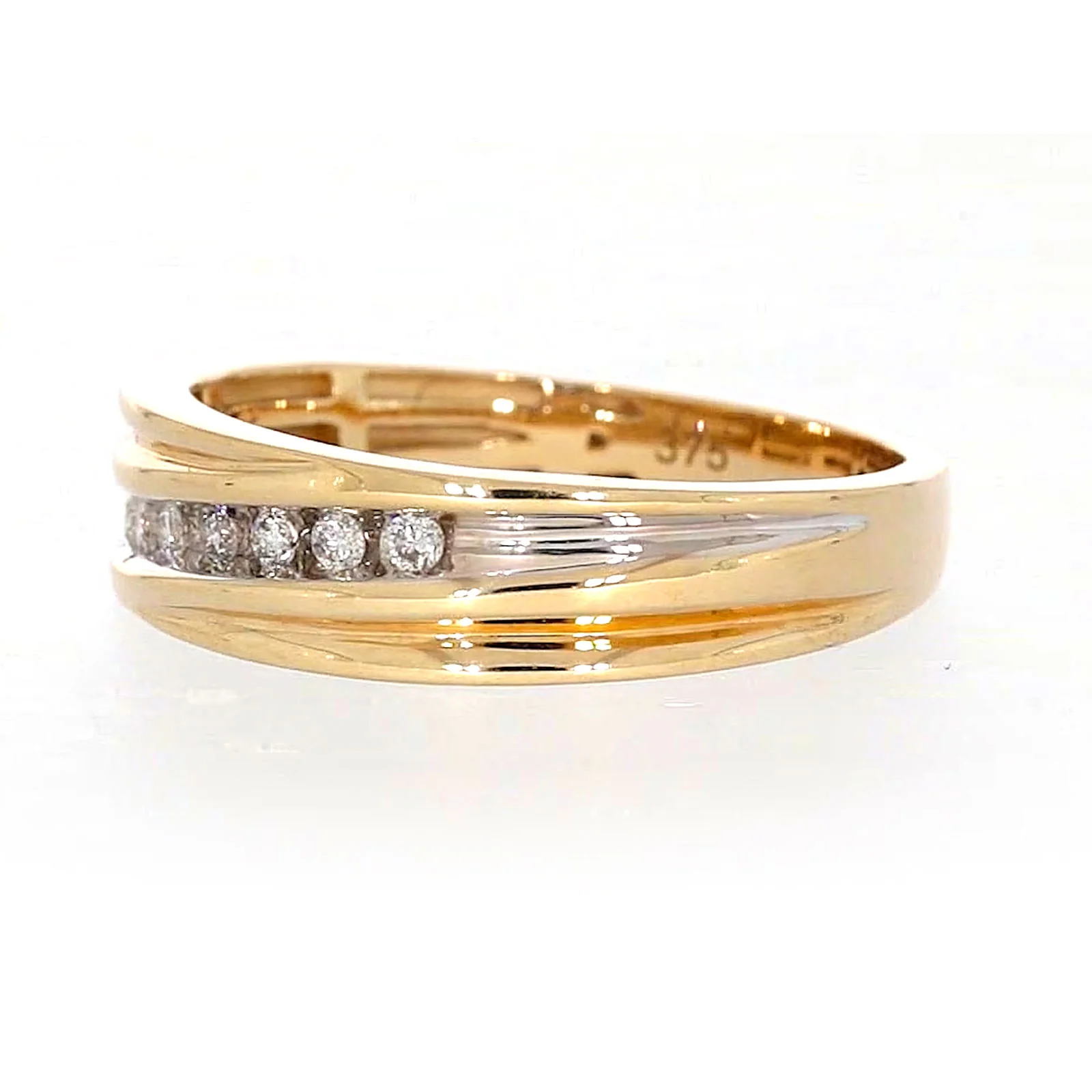 9ct Yellow Gold Round Brilliant Cut with 0.15 CARAT tw of Diamonds Mens Ring - Image 10