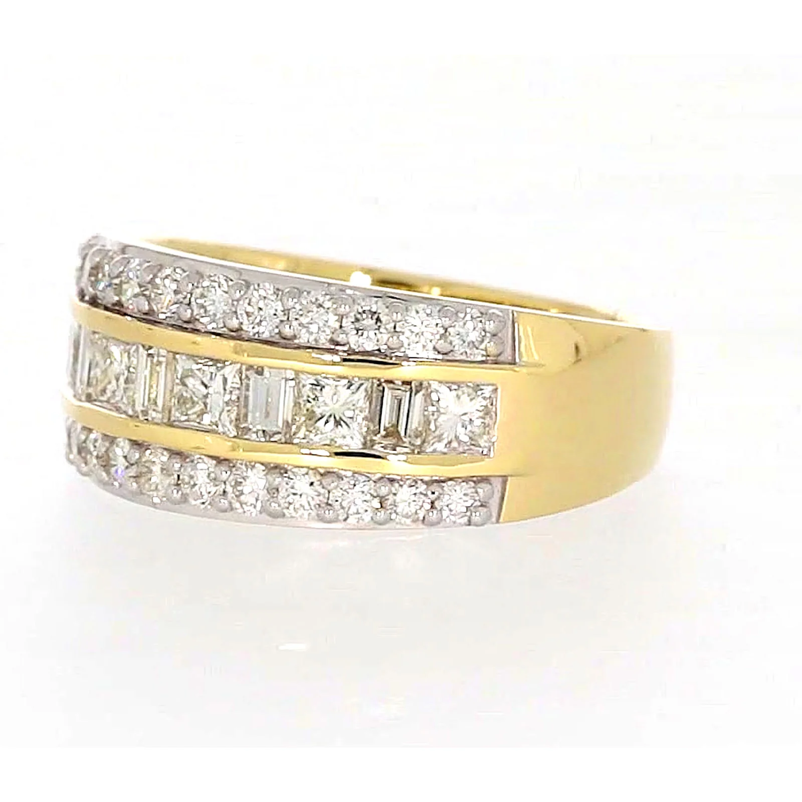 18ct Yellow Gold Princess Cut with 1.50 Carat tw of Diamonds Ring - Image 10