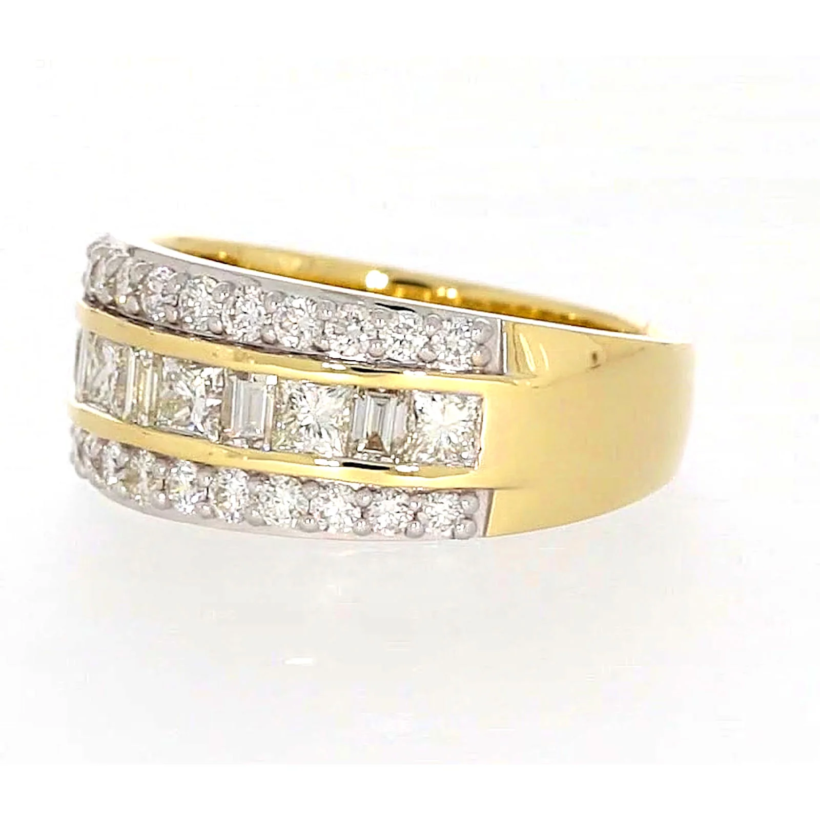 18ct Yellow Gold Princess Cut with 1.50 Carat tw of Diamonds Ring - Image 11