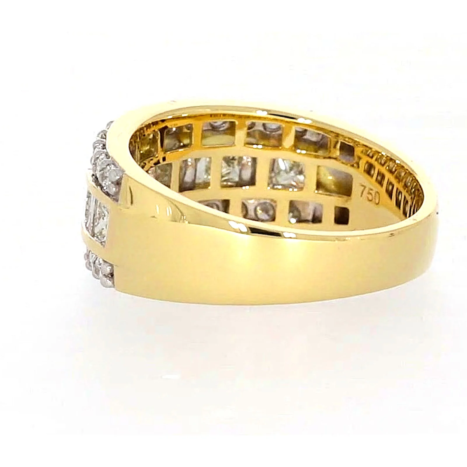 18ct Yellow Gold Princess Cut with 1.50 Carat tw of Diamonds Ring - Image 27