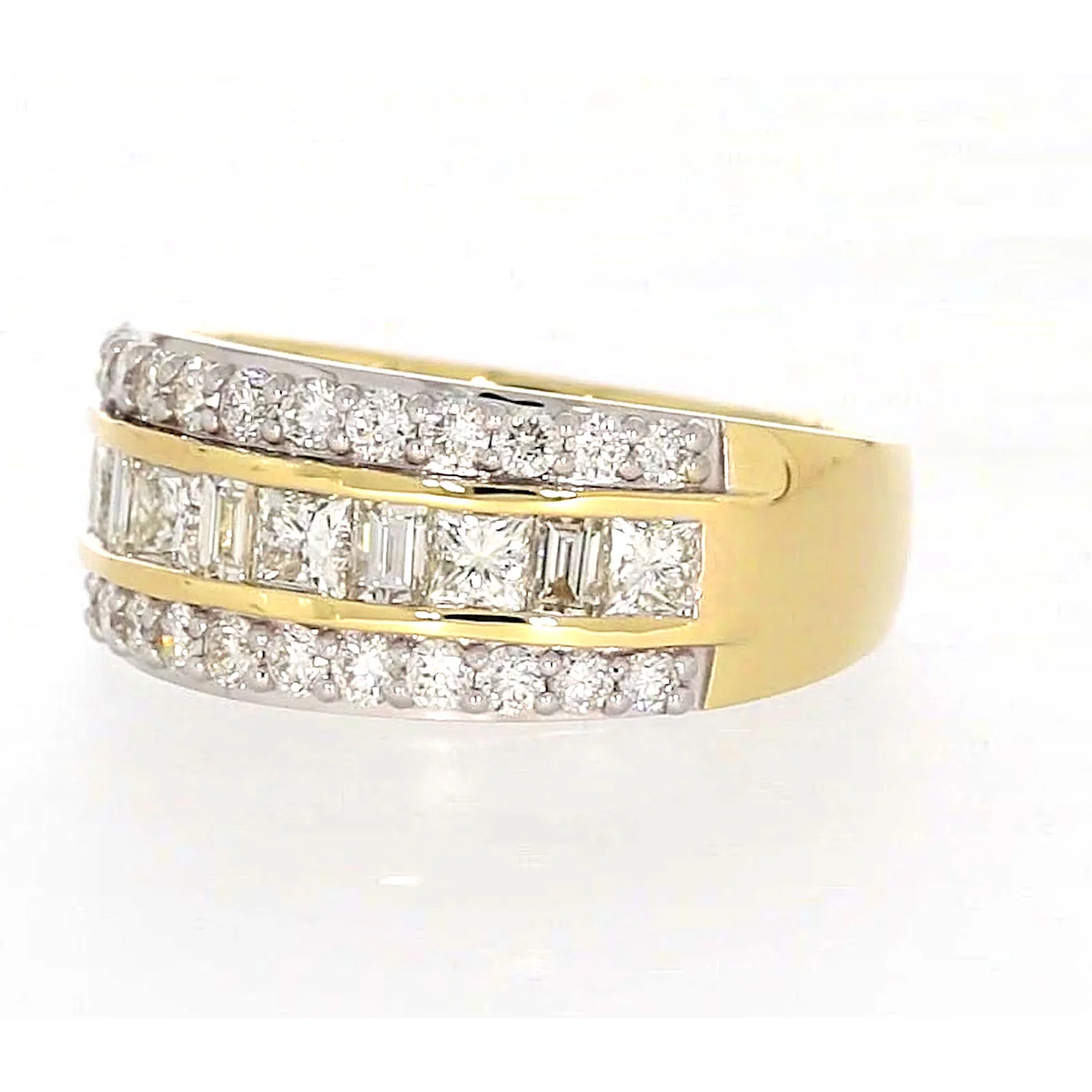 18ct Yellow Gold Princess Cut with 1.50 Carat tw of Diamonds Ring - Image 9