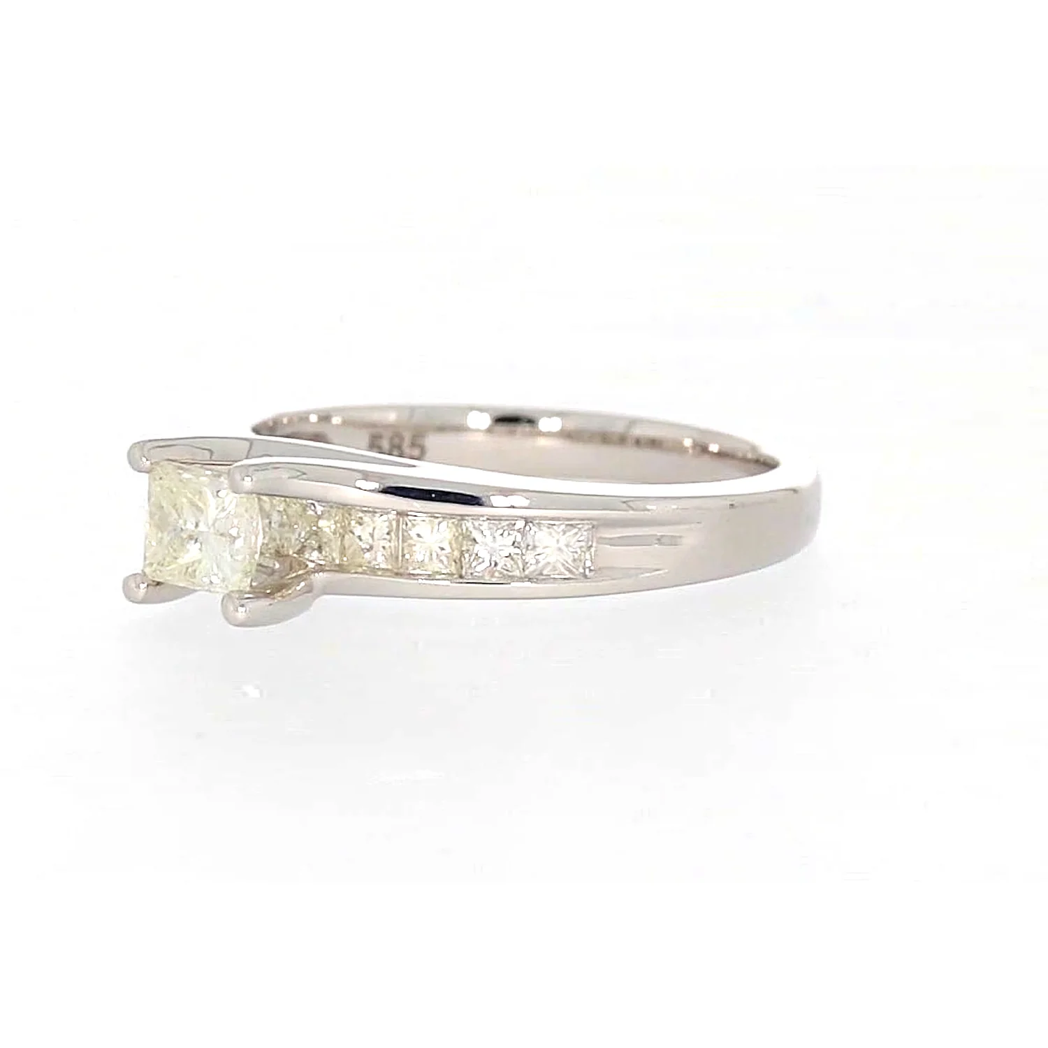 New York 14ct White Gold Princess Cut with 1 CARAT tw of Diamonds Ring - Image 11