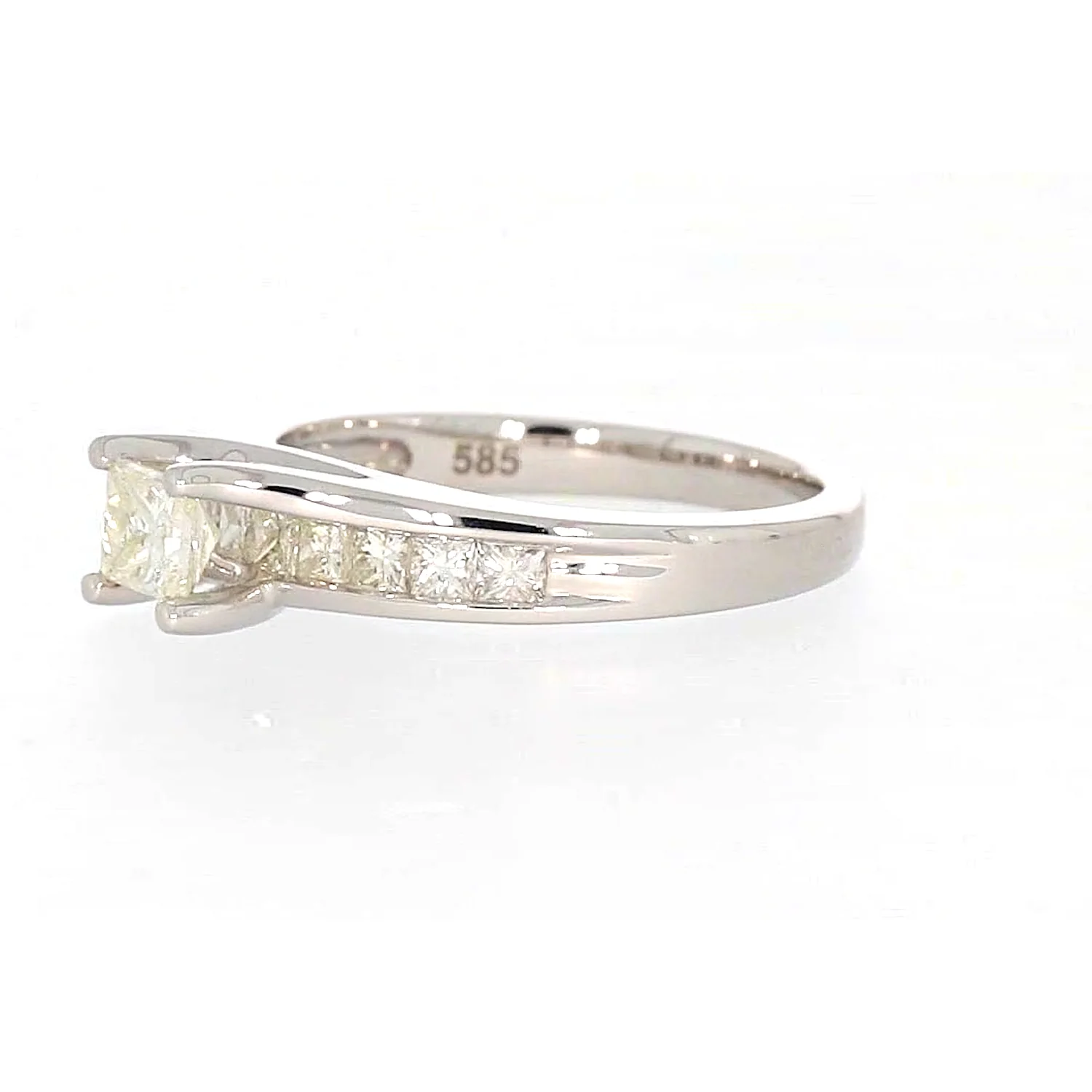 New York 14ct White Gold Princess Cut with 1 CARAT tw of Diamonds Ring - Image 14