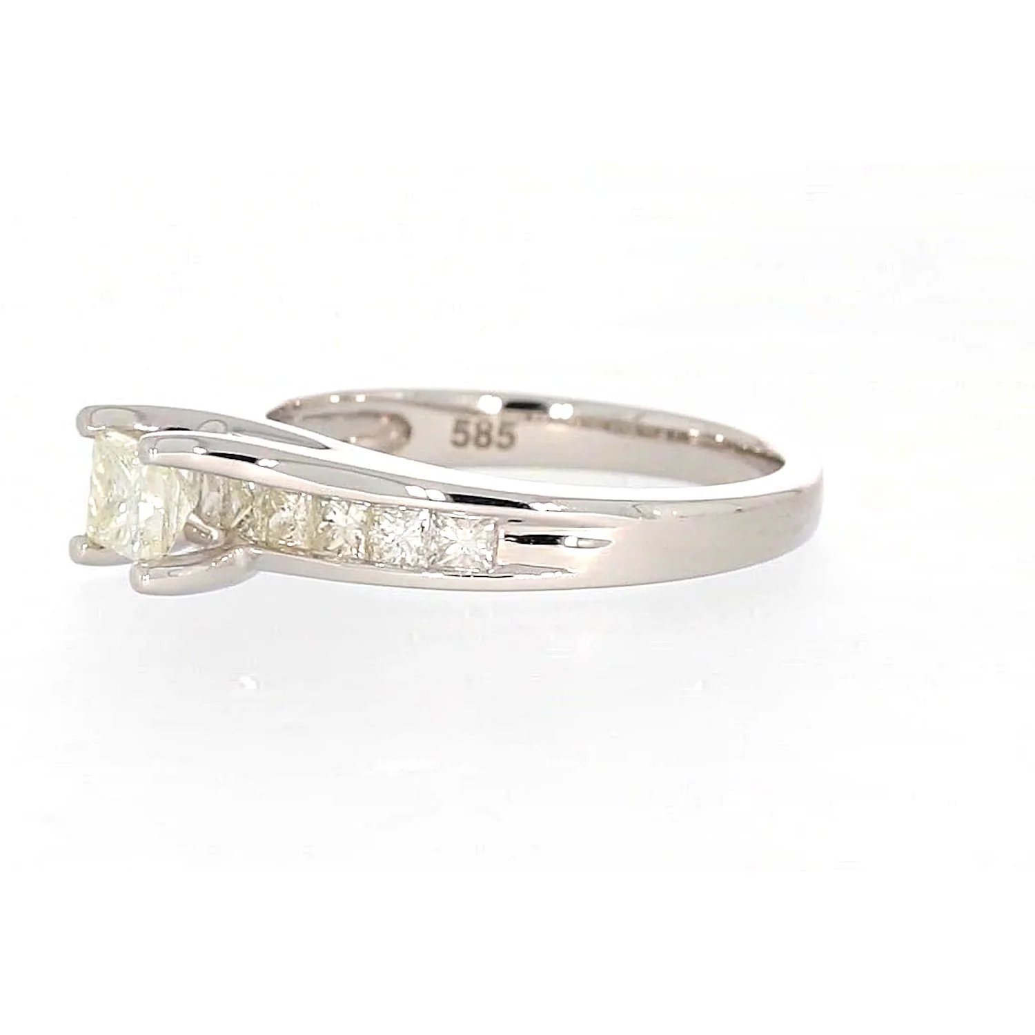 New York 14ct White Gold Princess Cut with 1 CARAT tw of Diamonds Ring - Image 15