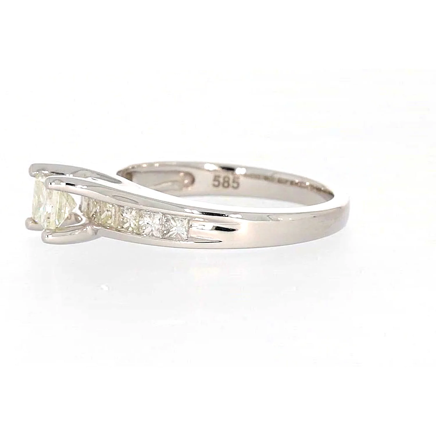 New York 14ct White Gold Princess Cut with 1 CARAT tw of Diamonds Ring - Image 17