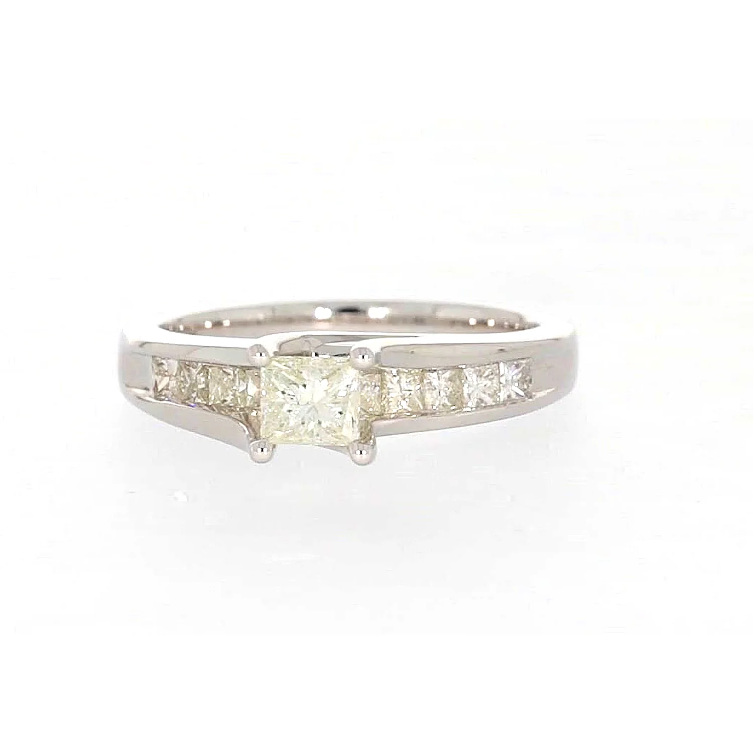 New York 14ct White Gold Princess Cut with 1 CARAT tw of Diamonds Ring - Image 3