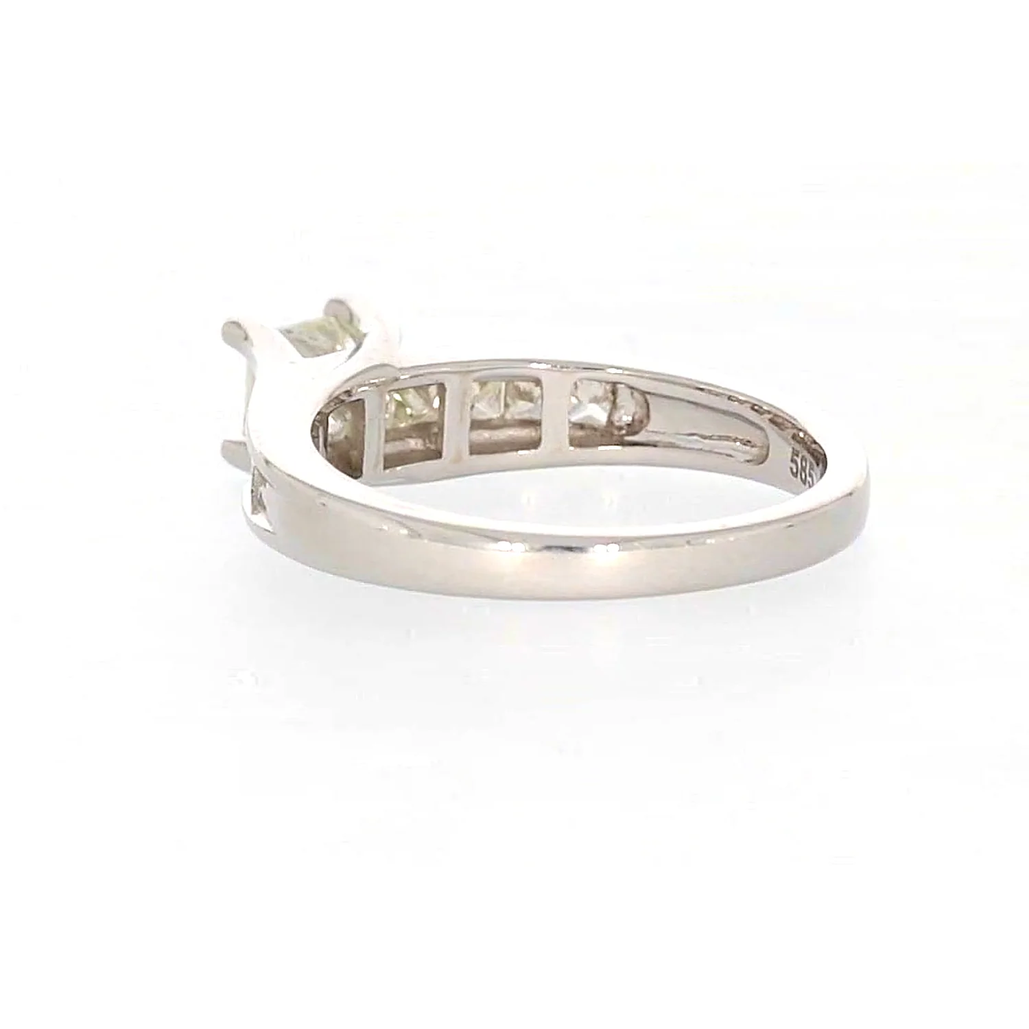 New York 14ct White Gold Princess Cut with 1 CARAT tw of Diamonds Ring - Image 31