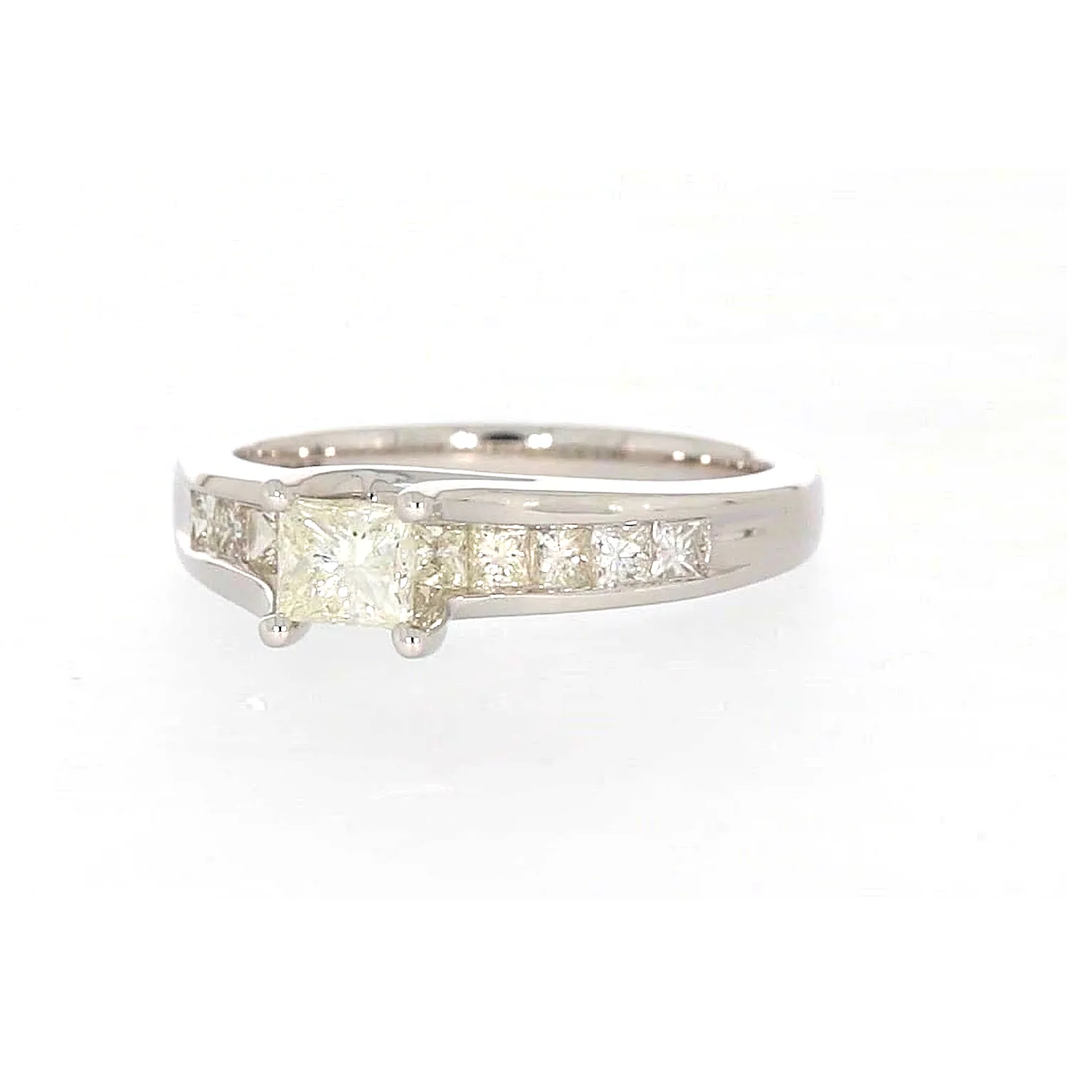 New York 14ct White Gold Princess Cut with 1 CARAT tw of Diamonds Ring - Image 6