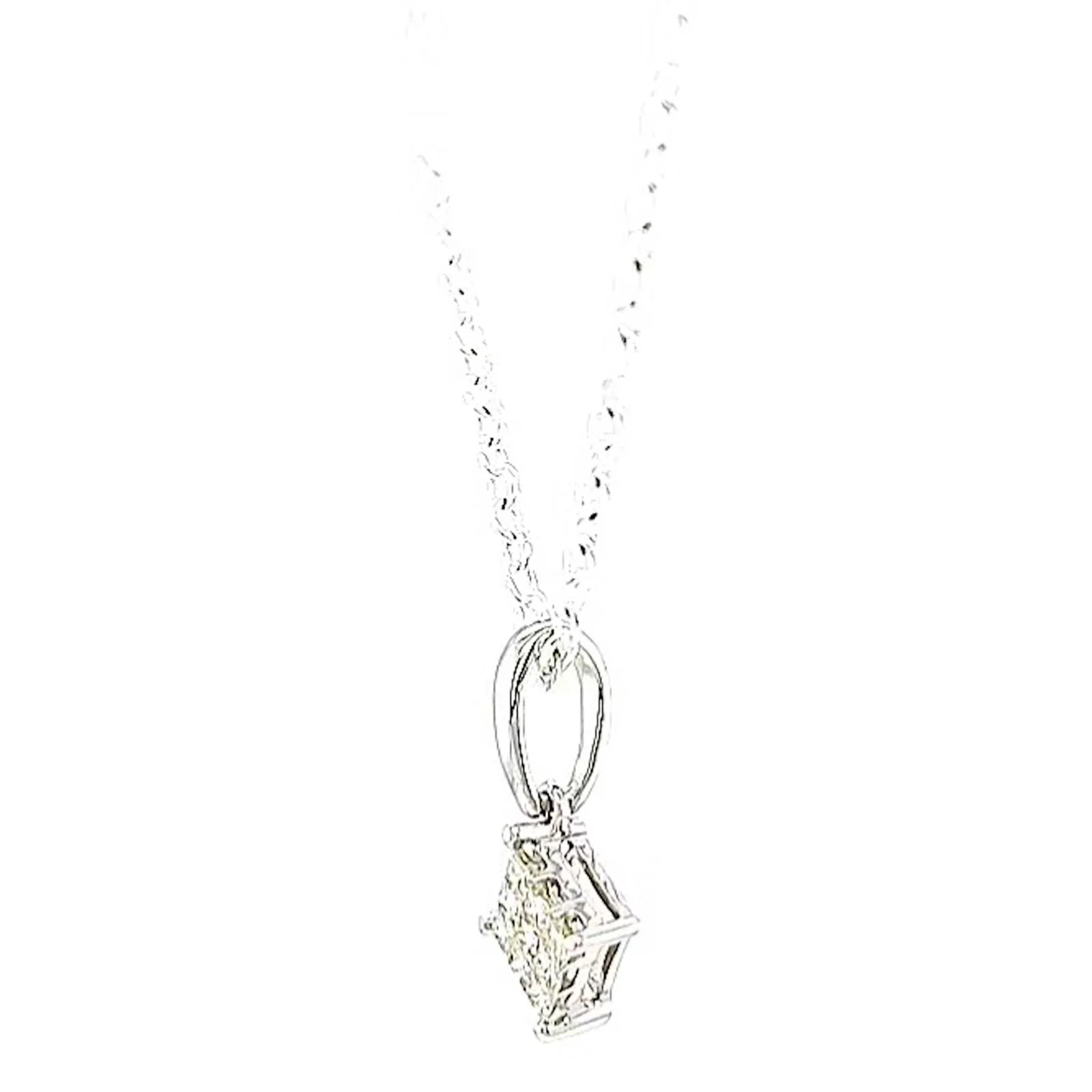 9ct White Gold Princess Cut with 0.15 CARAT tw of Diamond Pendant - Image 17