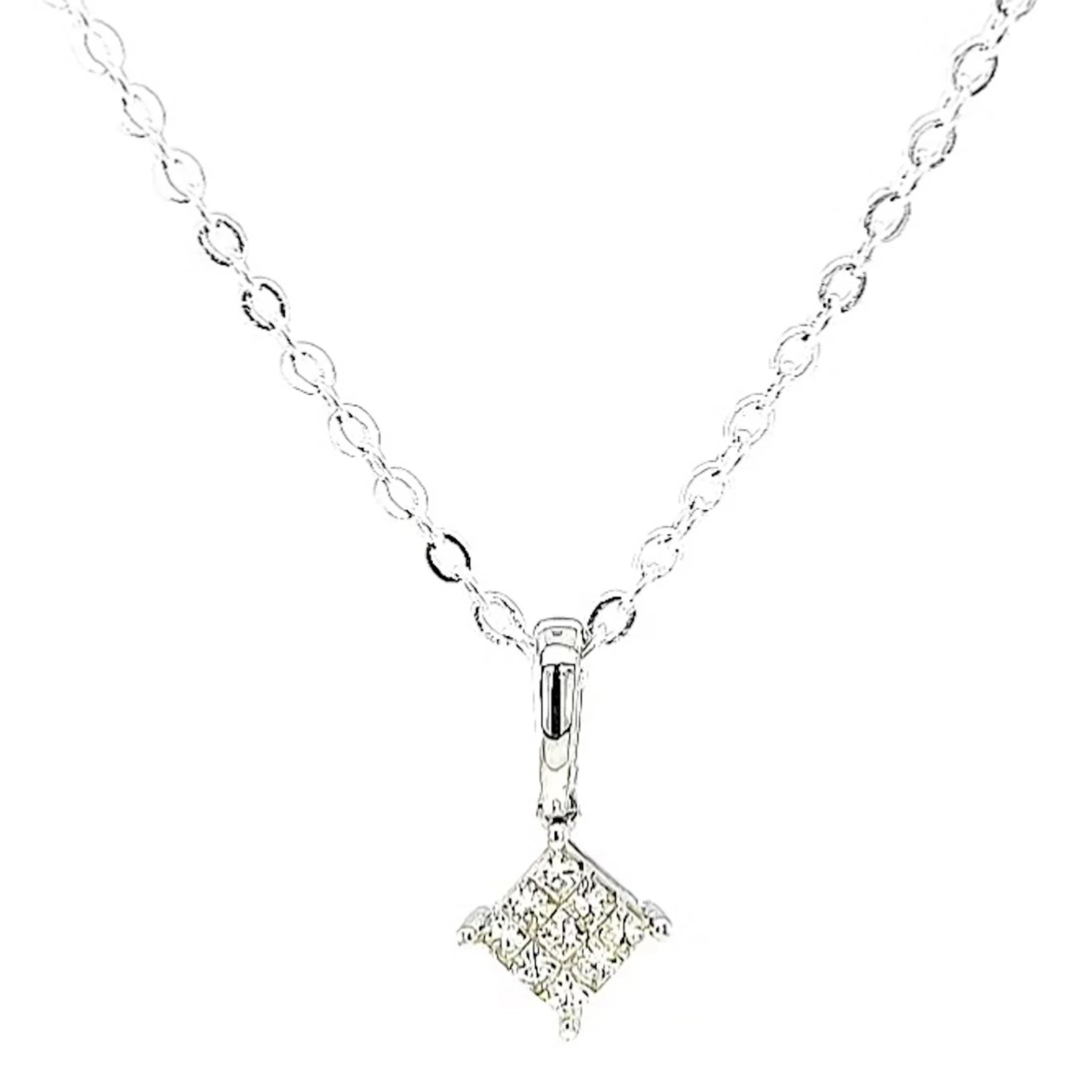 9ct White Gold Princess Cut with 0.15 CARAT tw of Diamond Pendant - Image 5
