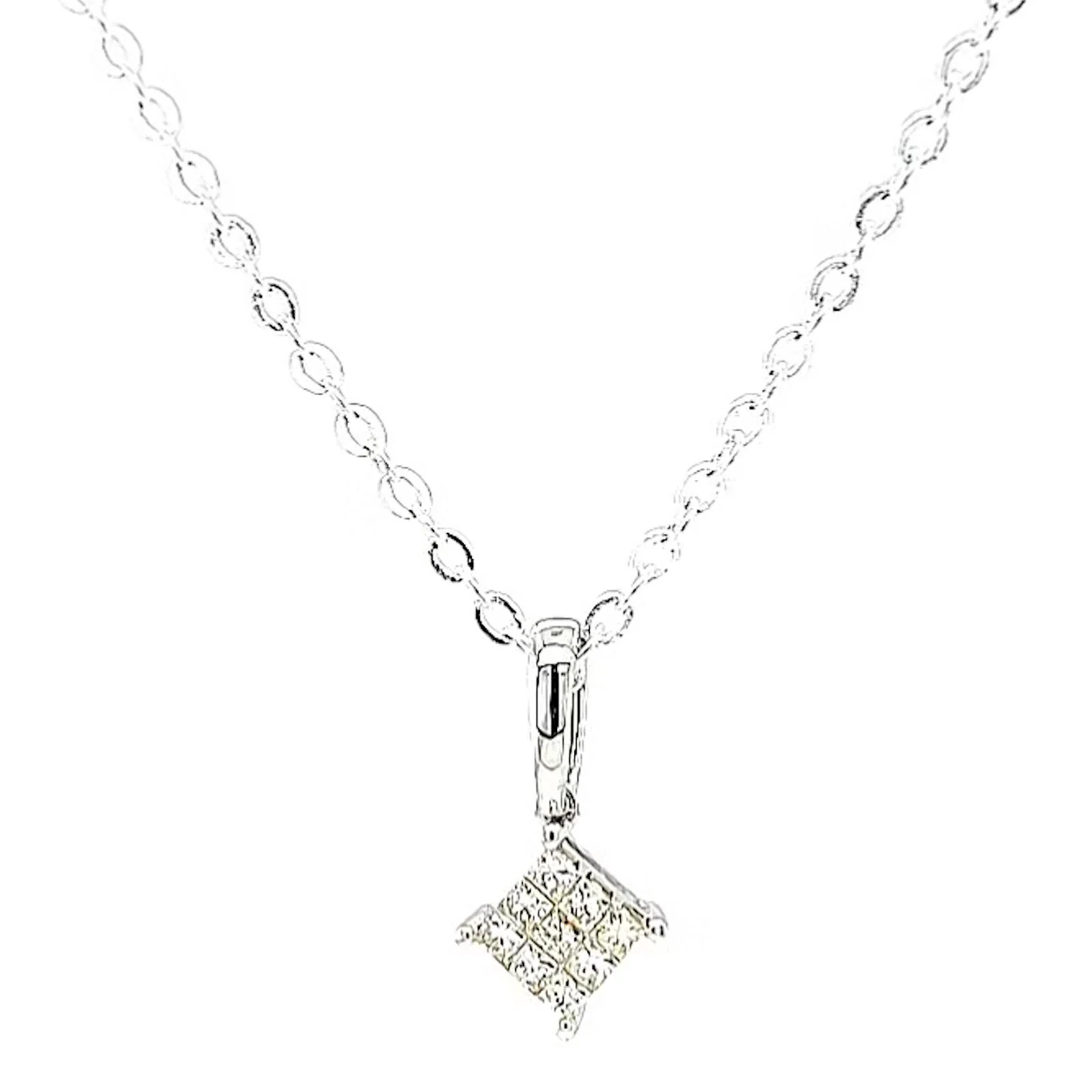 9ct White Gold Princess Cut with 0.15 CARAT tw of Diamond Pendant - Image 6