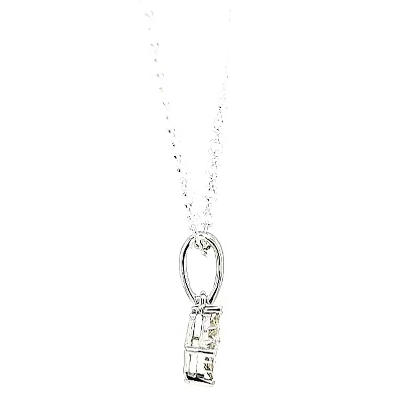 9ct White Gold Princess Cut with 0.15 CARAT tw of Diamond Pendant - Image 60