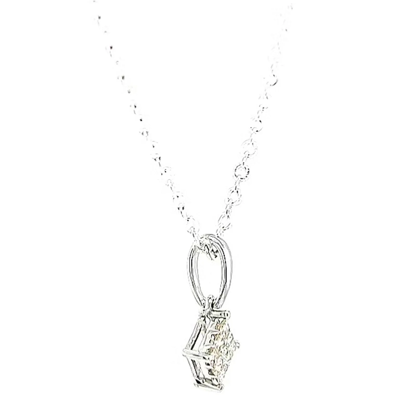 9ct White Gold Princess Cut with 0.15 CARAT tw of Diamond Pendant - Image 64