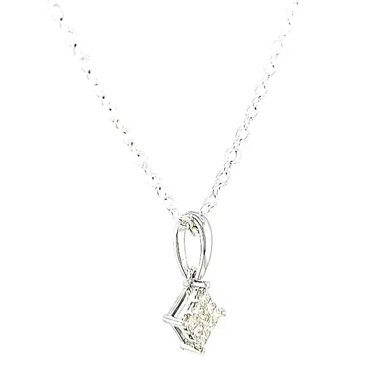 9ct White Gold Princess Cut with 0.15 CARAT tw of Diamond Pendant - Image 67