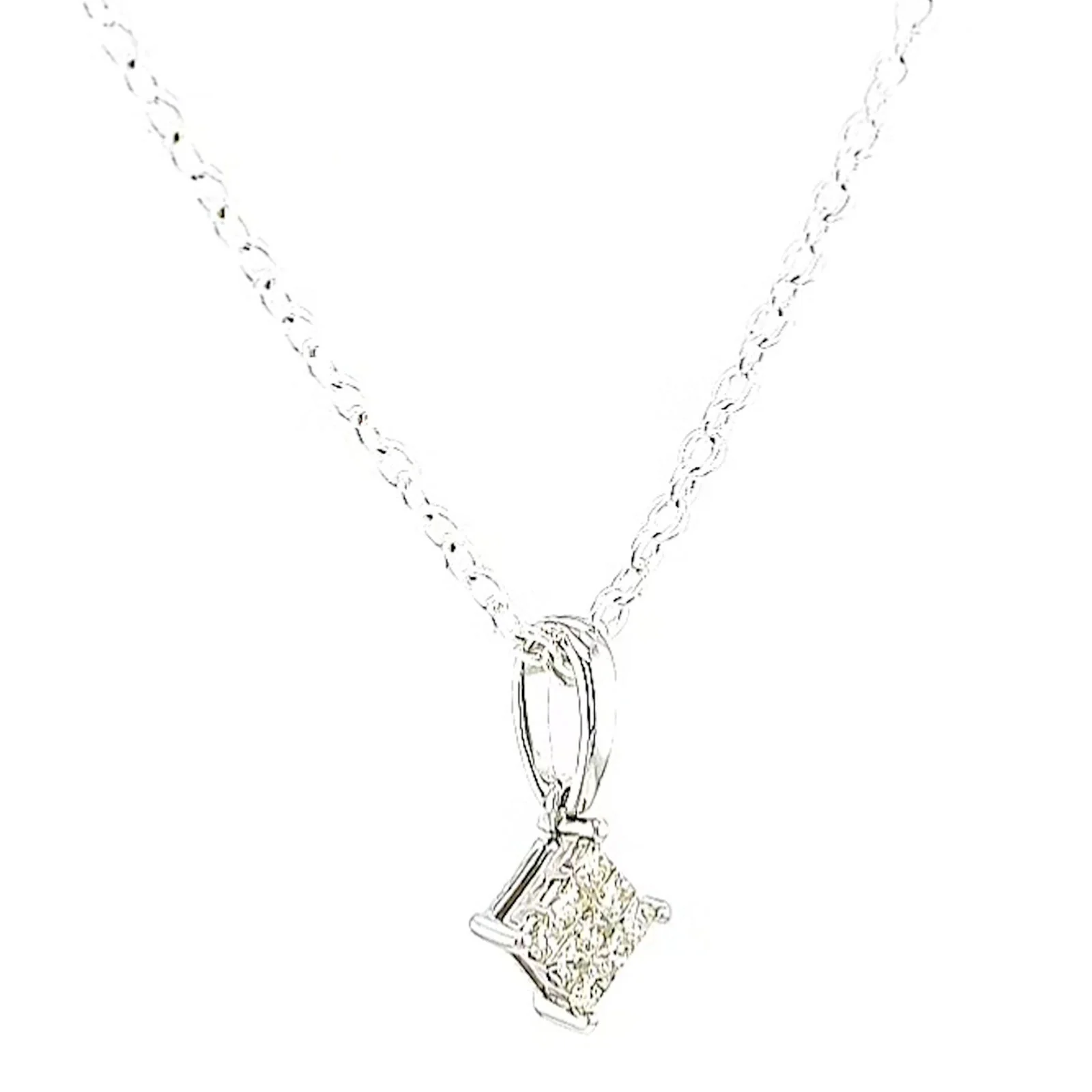 9ct White Gold Princess Cut with 0.15 CARAT tw of Diamond Pendant - Image 69