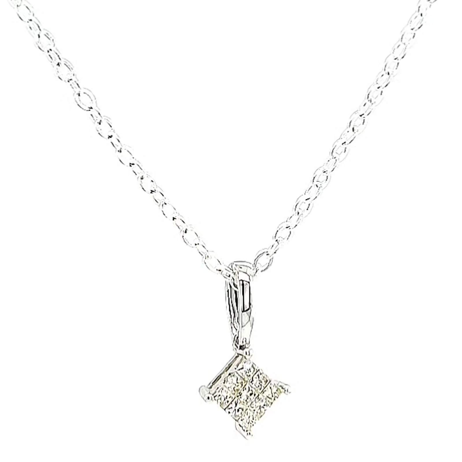 9ct White Gold Princess Cut with 0.15 CARAT tw of Diamond Pendant - Image 74