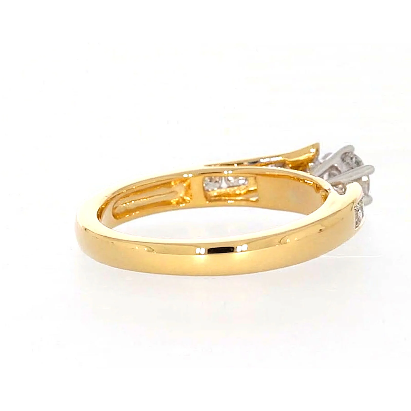 18ct Two Tone Gold Round Brilliant Cut with 0.50 Carat tw of Diamonds Ring - Image 47