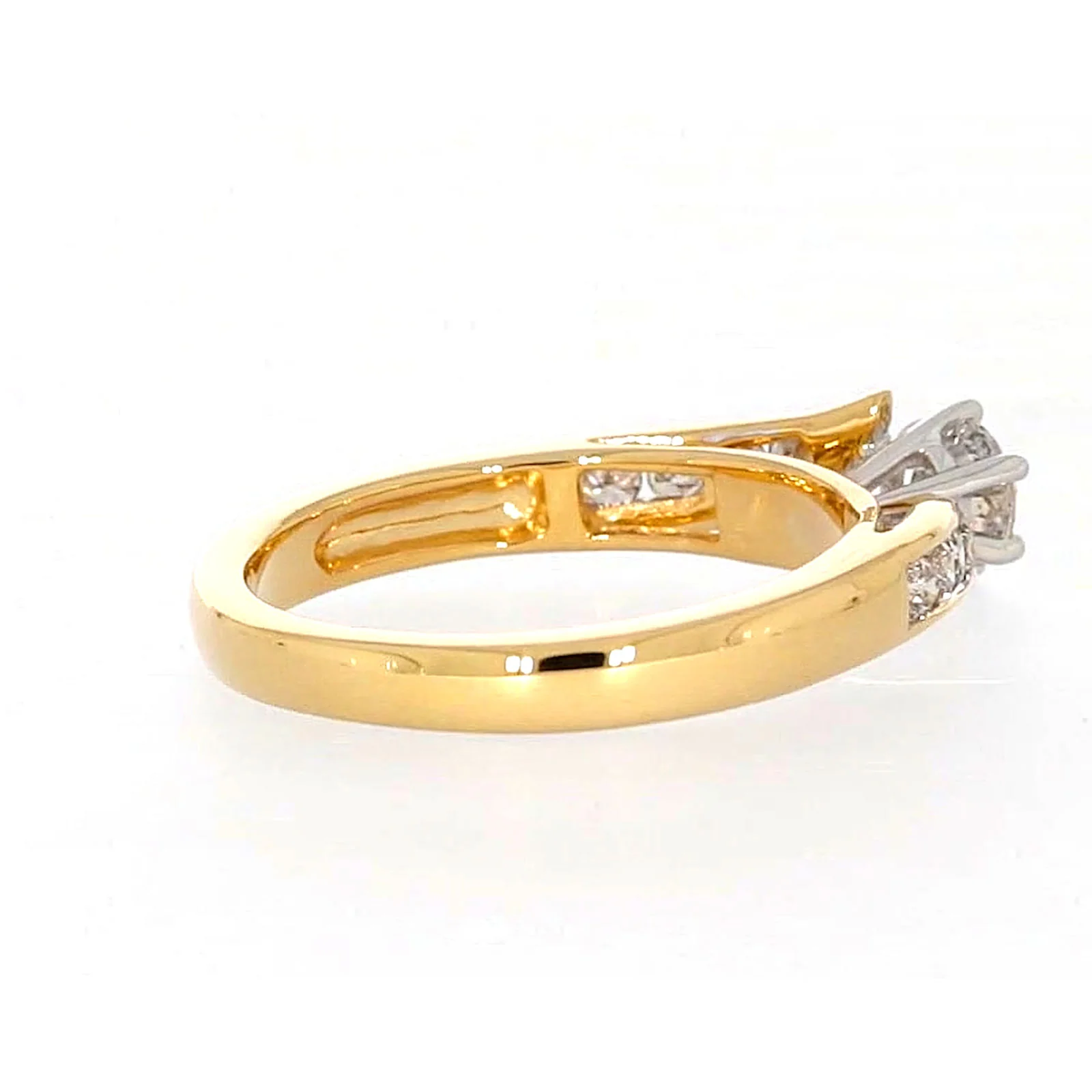 18ct Two Tone Gold Round Brilliant Cut with 0.50 Carat tw of Diamonds Ring - Image 49