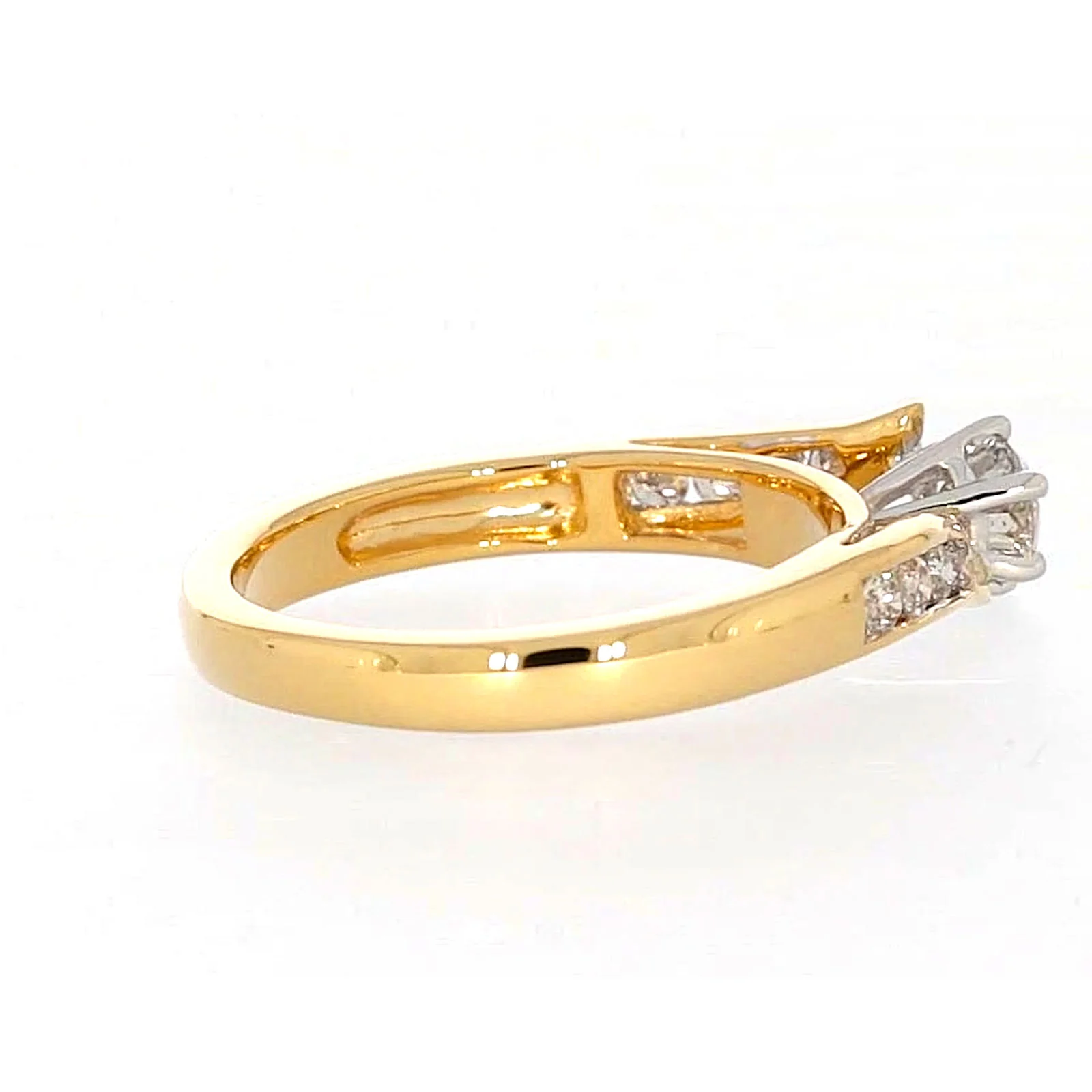 18ct Two Tone Gold Round Brilliant Cut with 0.50 Carat tw of Diamonds Ring - Image 51
