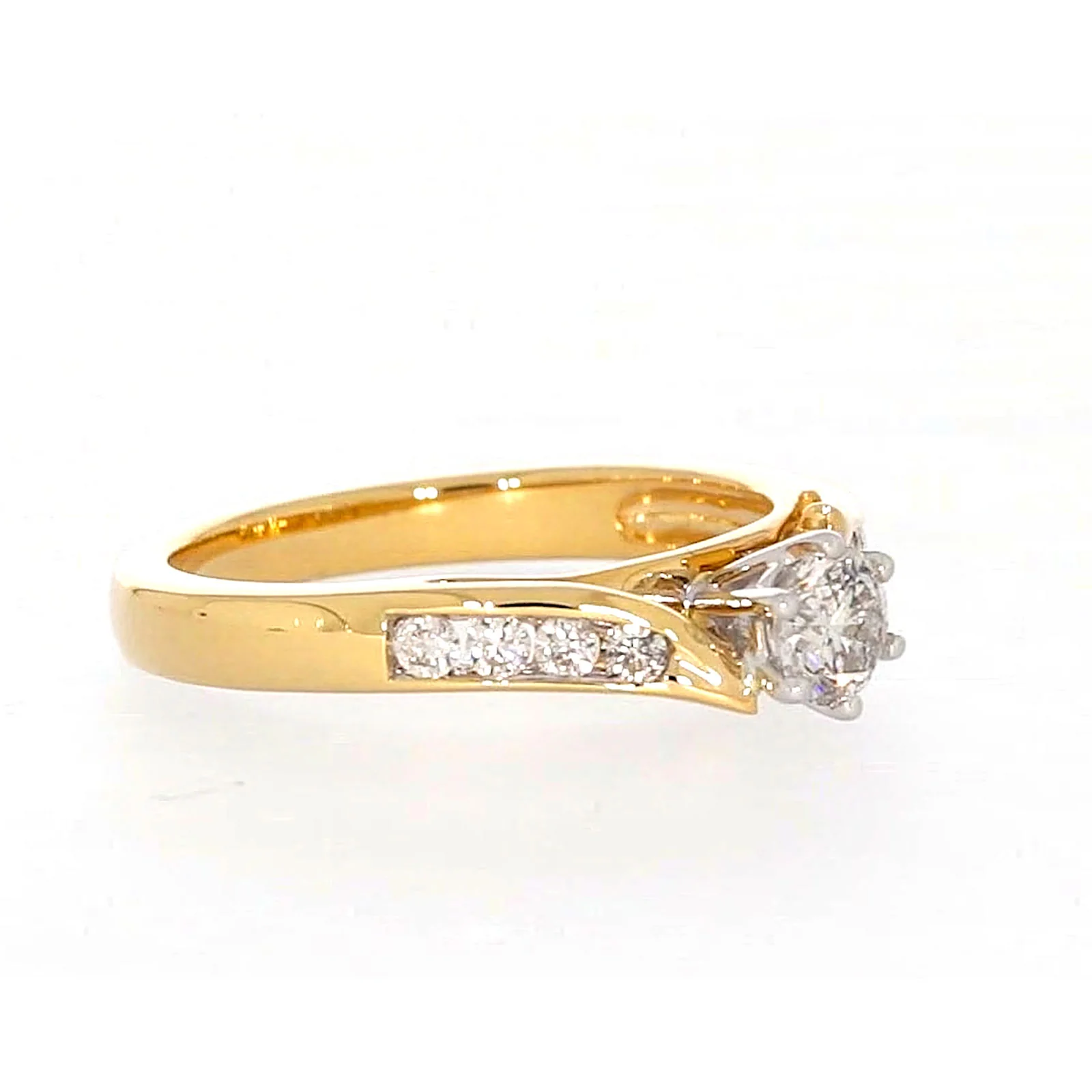 18ct Two Tone Gold Round Brilliant Cut with 0.50 Carat tw of Diamonds Ring - Image 65