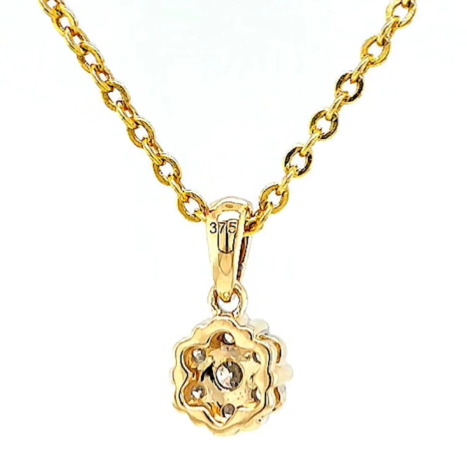 9ct Yellow Gold Round Brilliant Cut with 1/4 Carat tw of Diamonds Pendant - Image 43