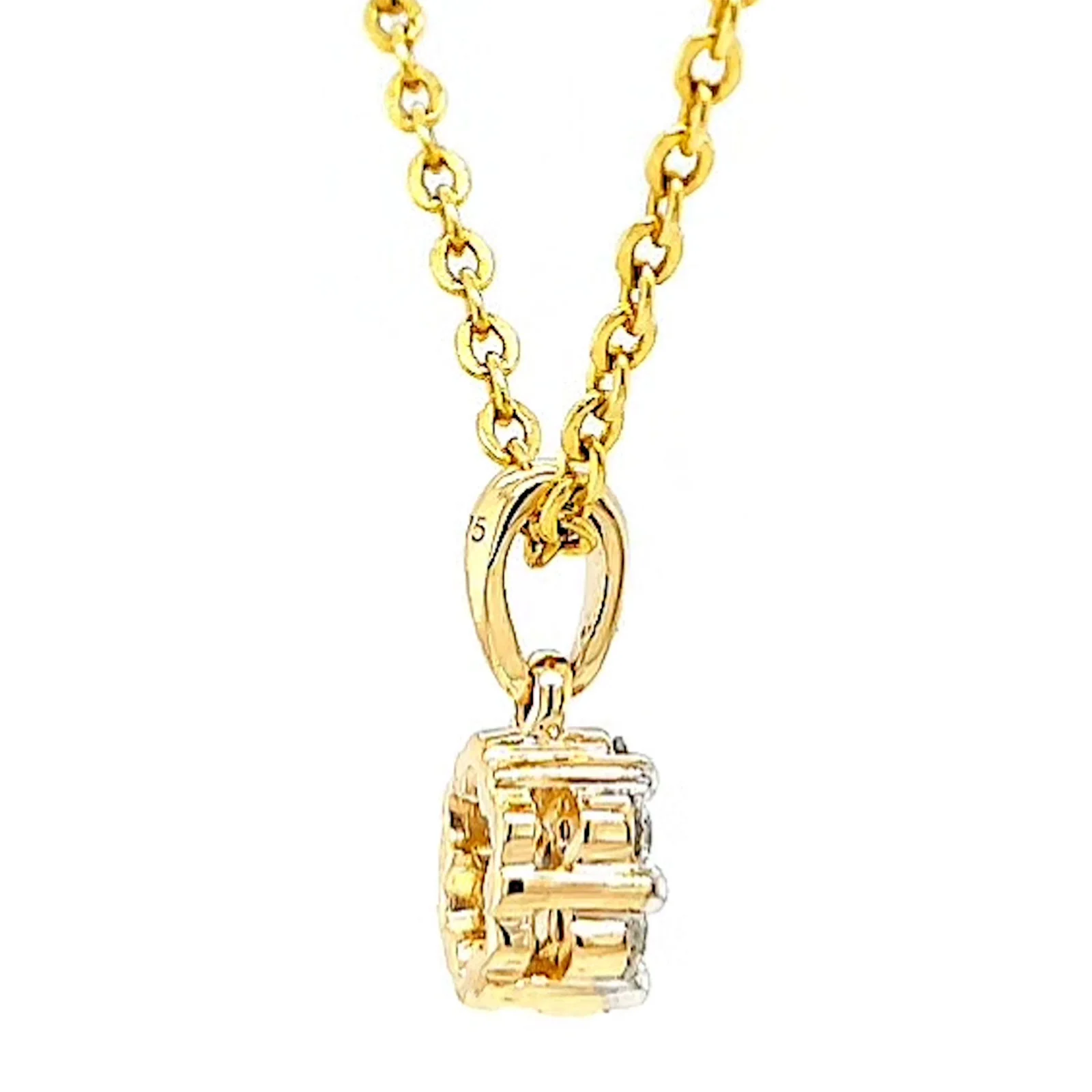 9ct Yellow Gold Round Brilliant Cut with 1/4 Carat tw of Diamonds Pendant - Image 56