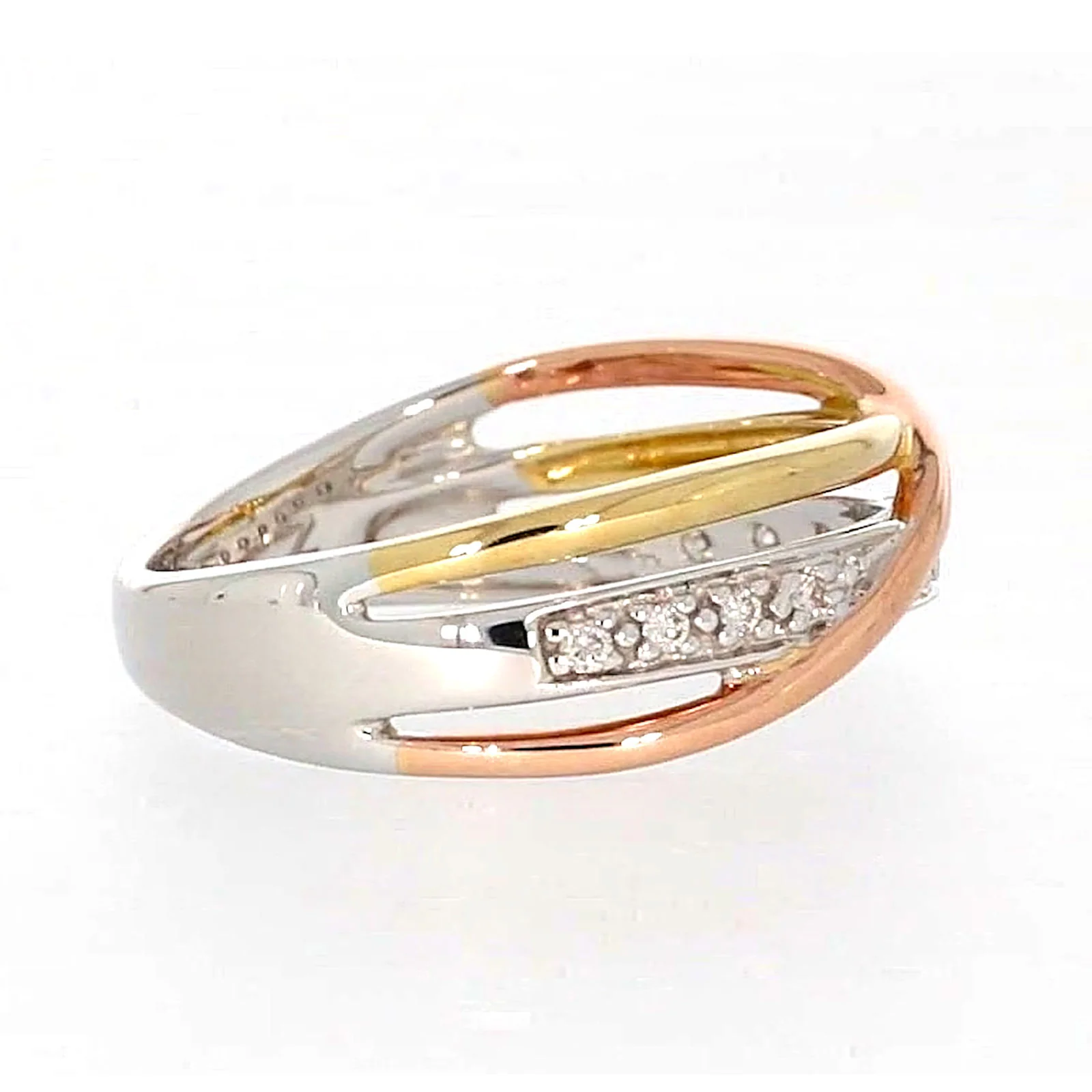 9ct Three Tone Gold Round Brilliant Cut with 0.07 CARAT tw of Diamonds Ring - Image 57