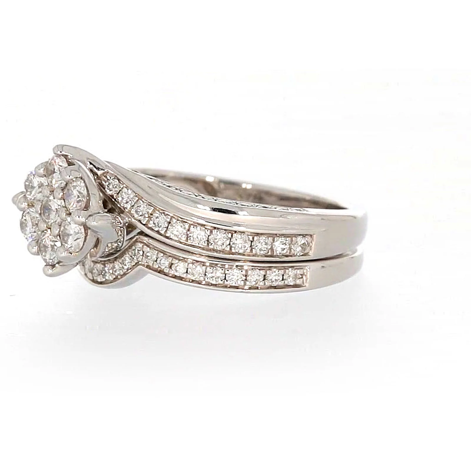 9ct White Gold Round Brilliant Cut with 1 CARAT tw of Diamonds Ring - Image 12
