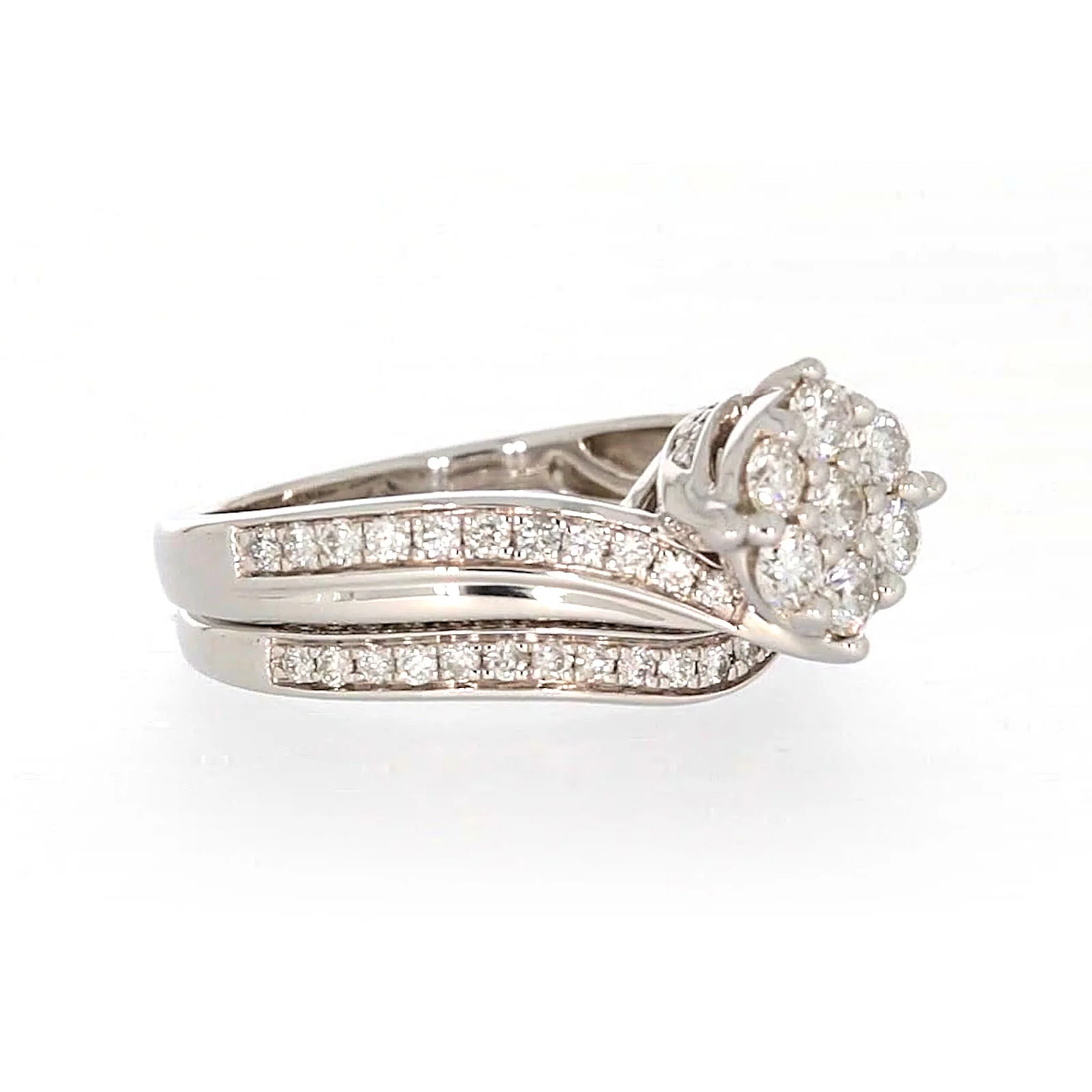 9ct White Gold Round Brilliant Cut with 1 CARAT tw of Diamonds Ring - Image 65
