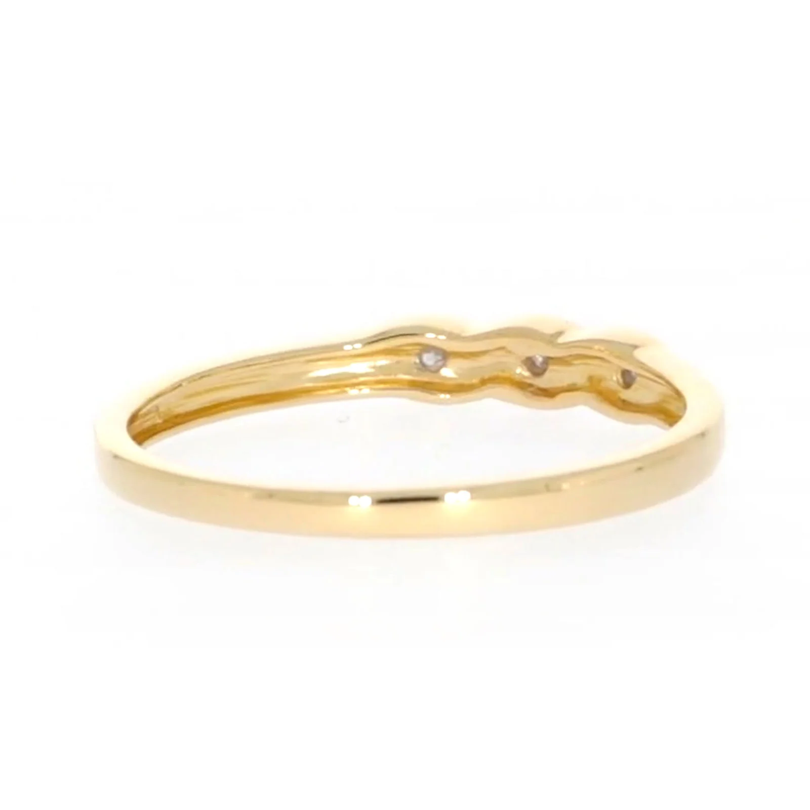9ct Yellow Gold & Diamond Set Twist Ring - Image 44