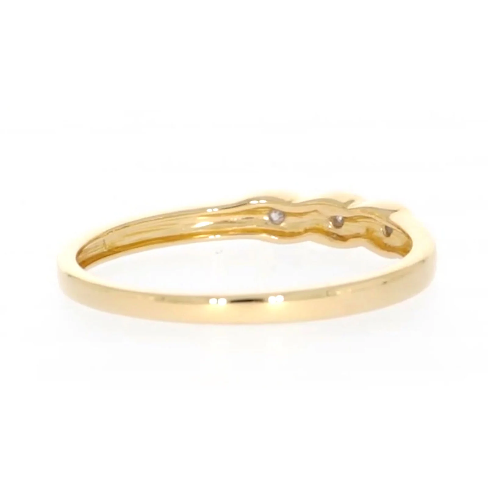 9ct Yellow Gold & Diamond Set Twist Ring - Image 45